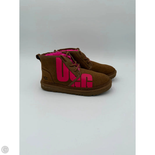 Boots Ankle Flats By Ugg In Brown, Size: 7.5