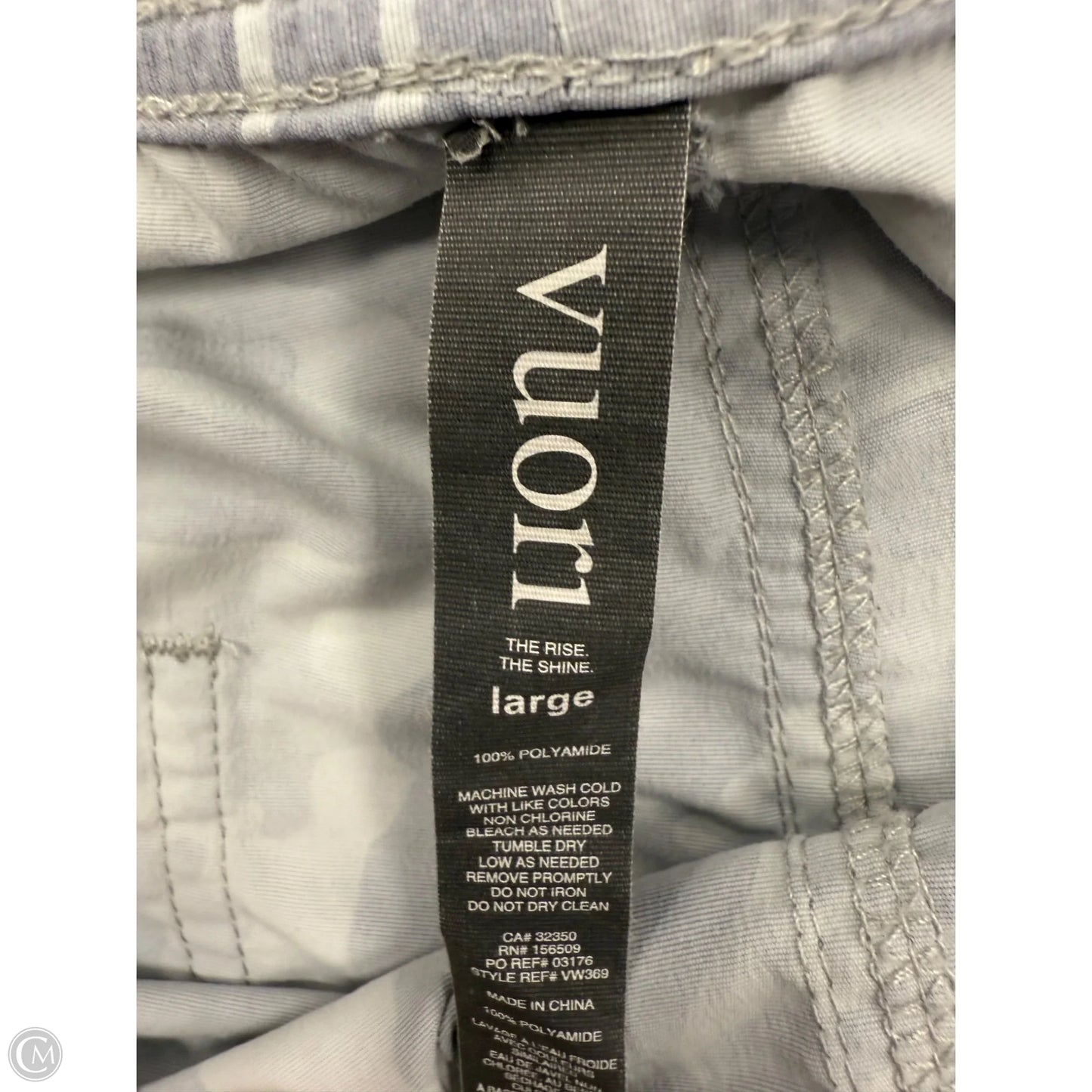 Athletic Shorts By Vuori In Camouflage Print, Size: L