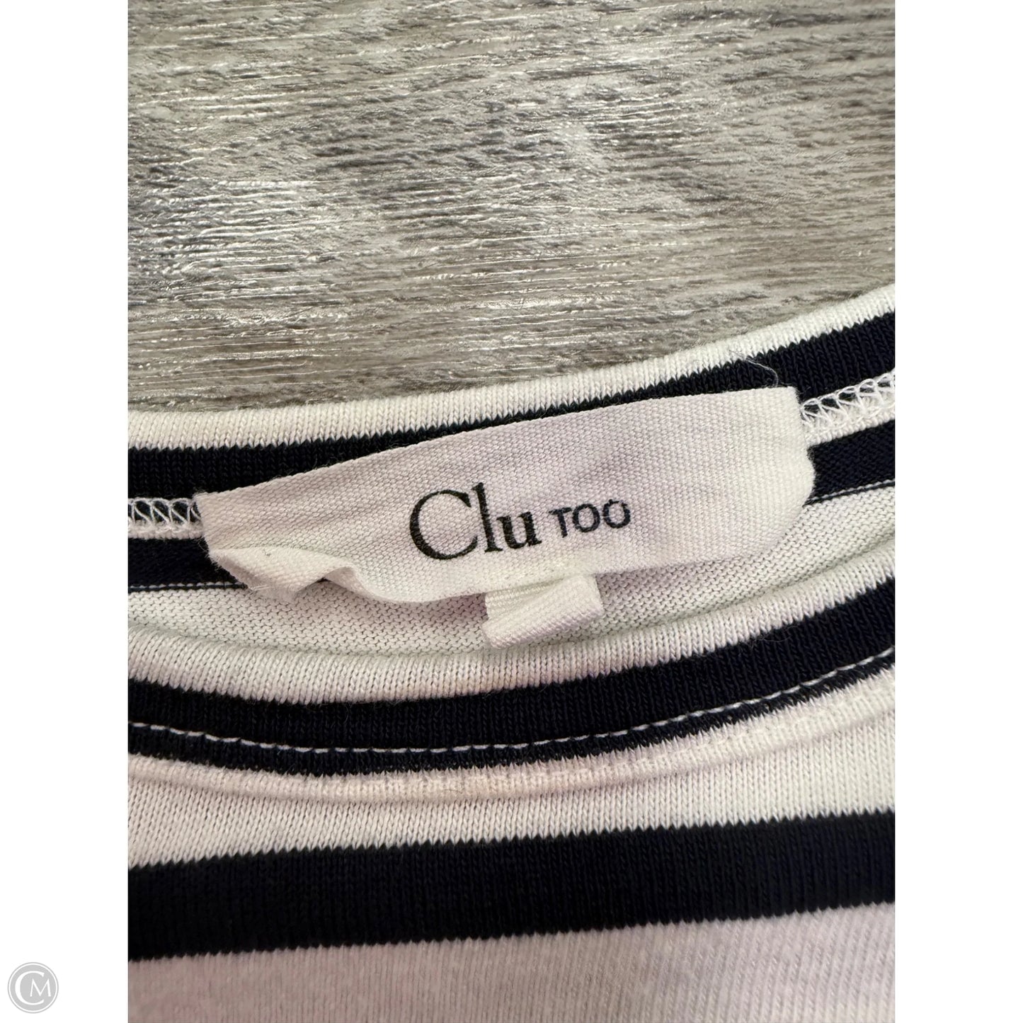 Top Short Sleeve By Clu Roo In Blue & Cream, Size: Xs