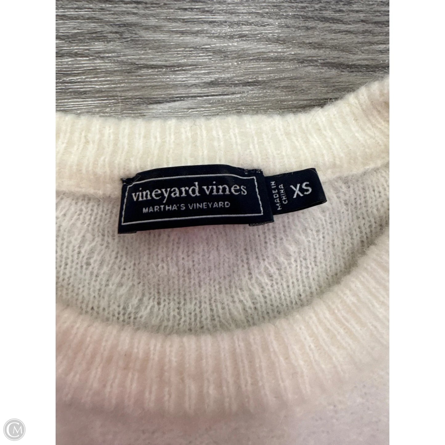 Sweater By Vineyard Vines In Cream, Size: Xs