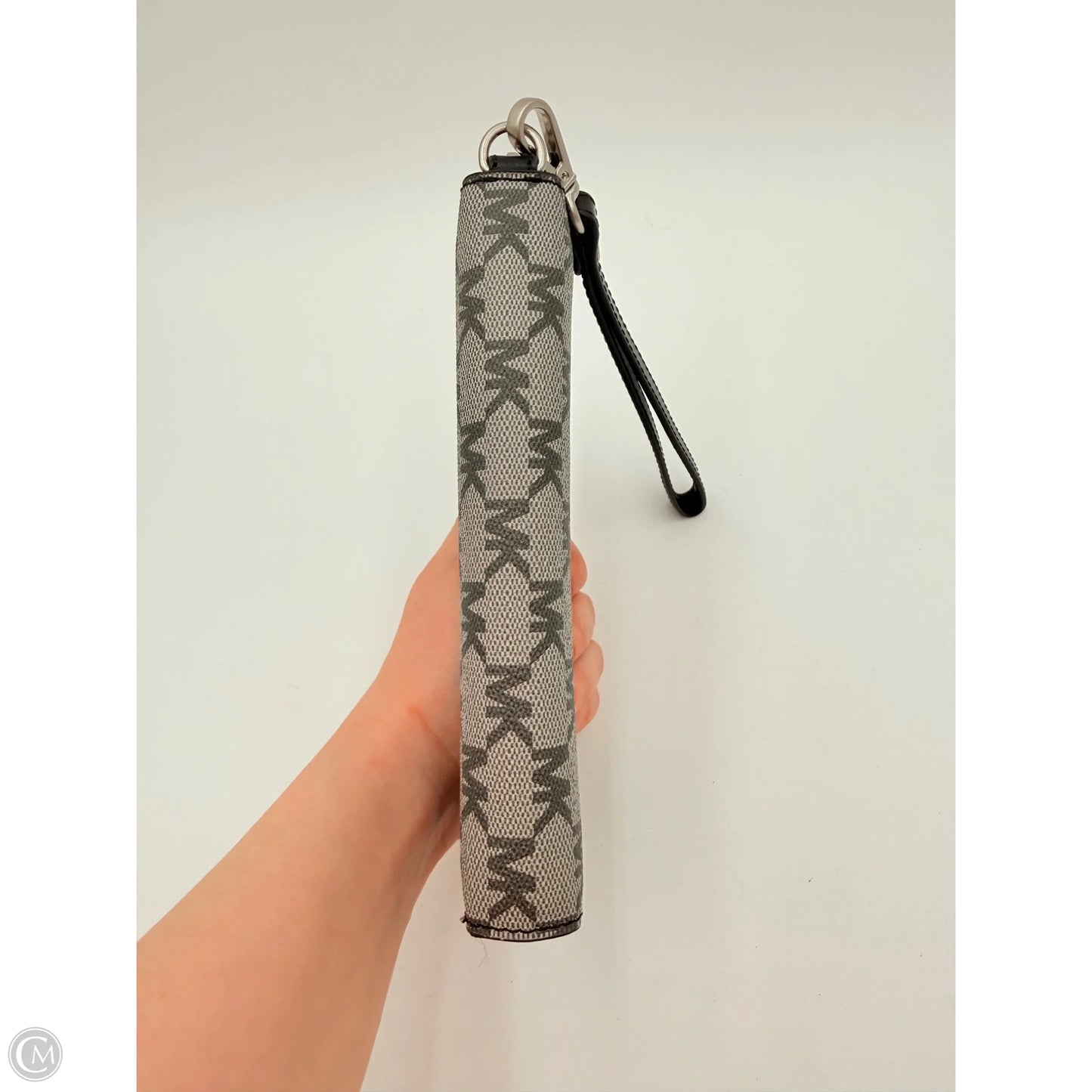 Wristlet Designer By Michael Kors, Size: Medium