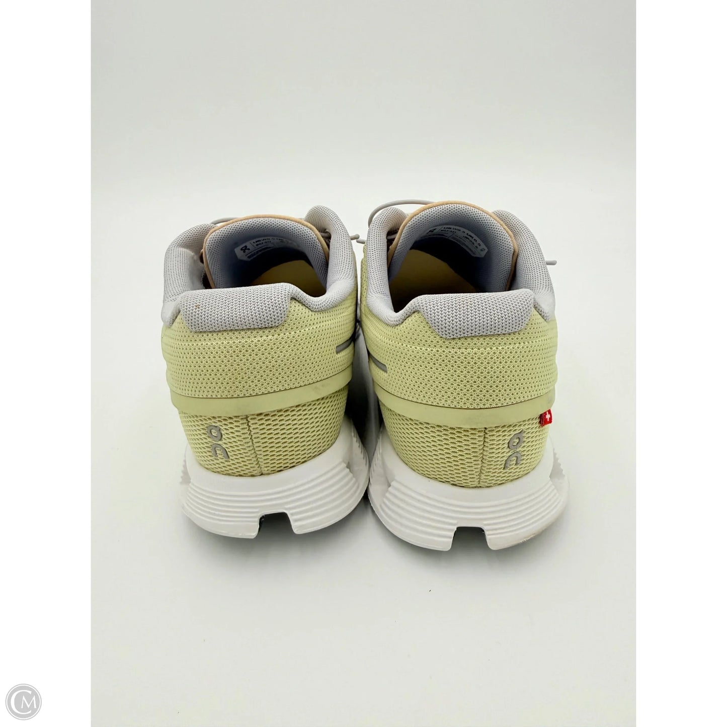 Shoes Athletic By On In Green, Size: 8.5