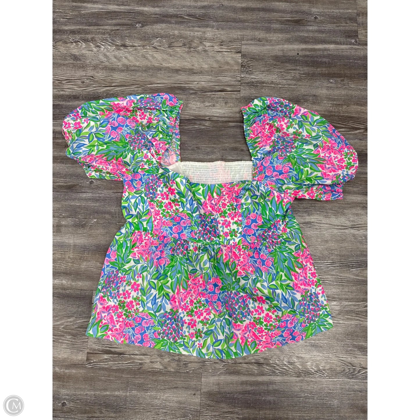 Top Short Sleeve Designer By Lilly Pulitzer In Green & Pink, Size: Xl