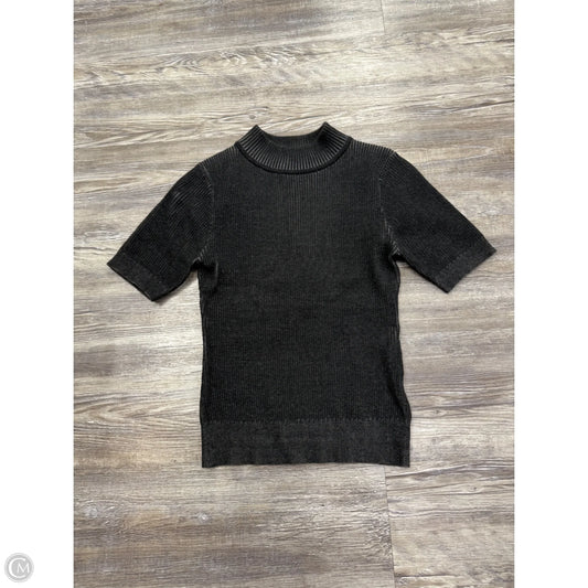 Top Short Sleeve By John + Jenn In Grey, Size: Xs