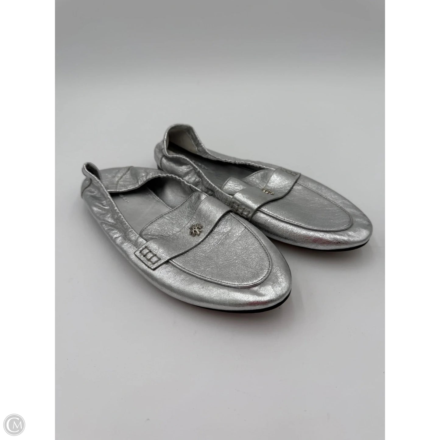 Shoes Designer By Tory Burch In Silver, Size: 8