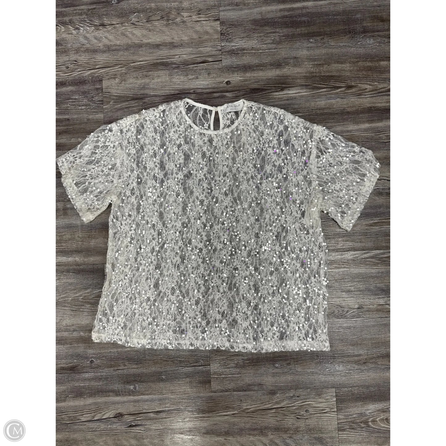 Top Short Sleeve By Petal & Pup In White, Size: L