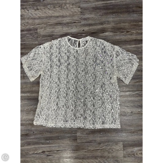 Top Short Sleeve By Petal & Pup In White, Size: L