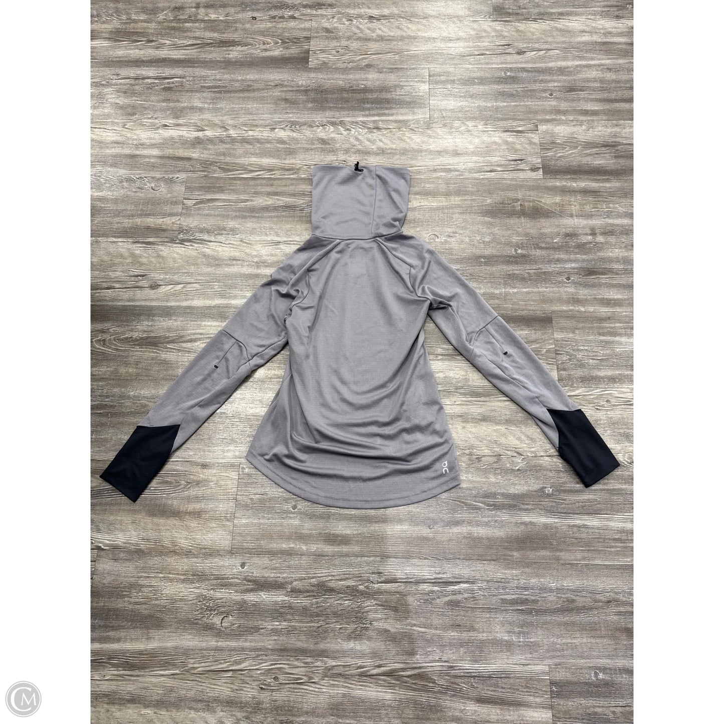 Athletic Top Long Sleeve Collar By On Cloud In Grey & Purple, Size: Xs