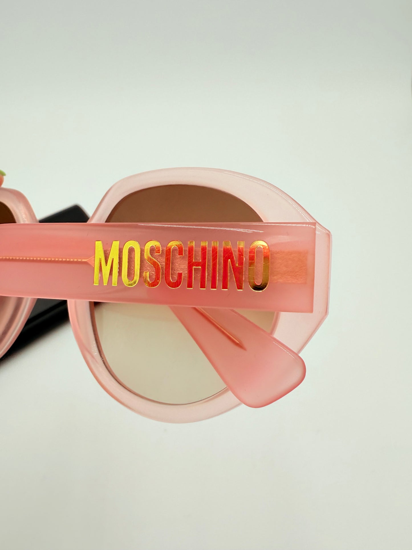 Sunglasses Luxury Designer By Moschino In Pink