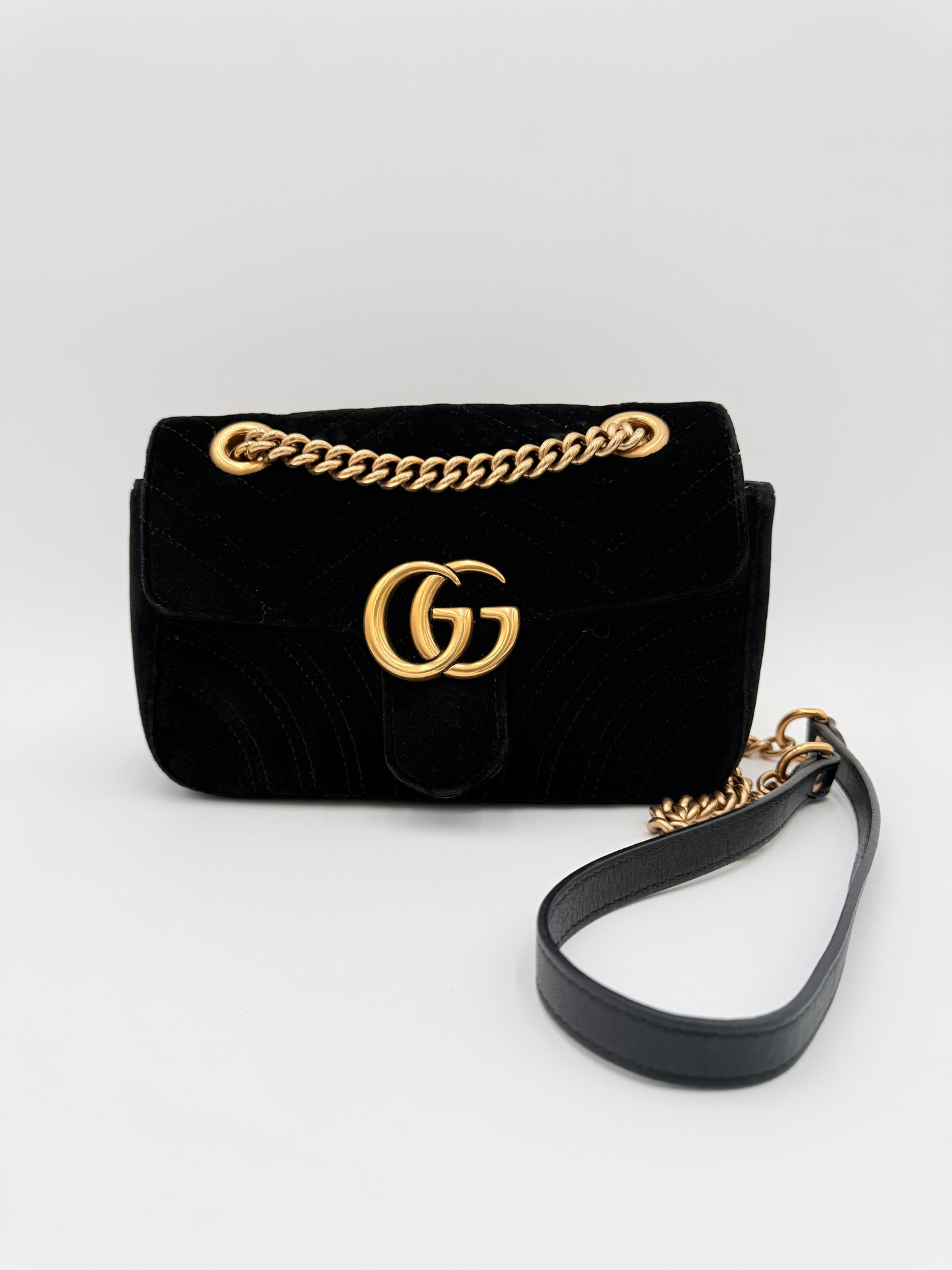 Crossbody Luxury Designer By Gucci In Black & Gold, Size:Small