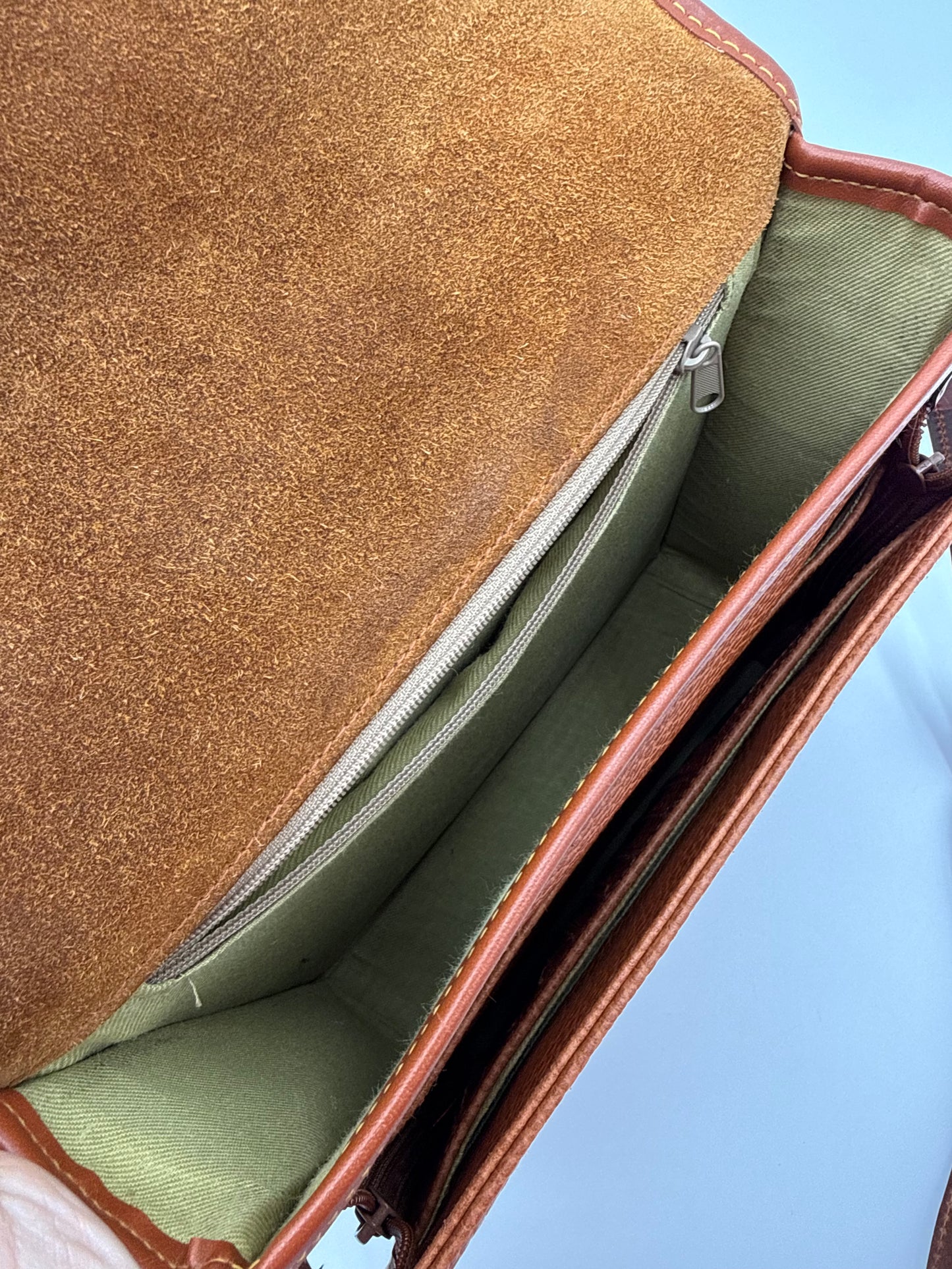 Crossbody Designer By Dooney And Bourke, Size: Medium