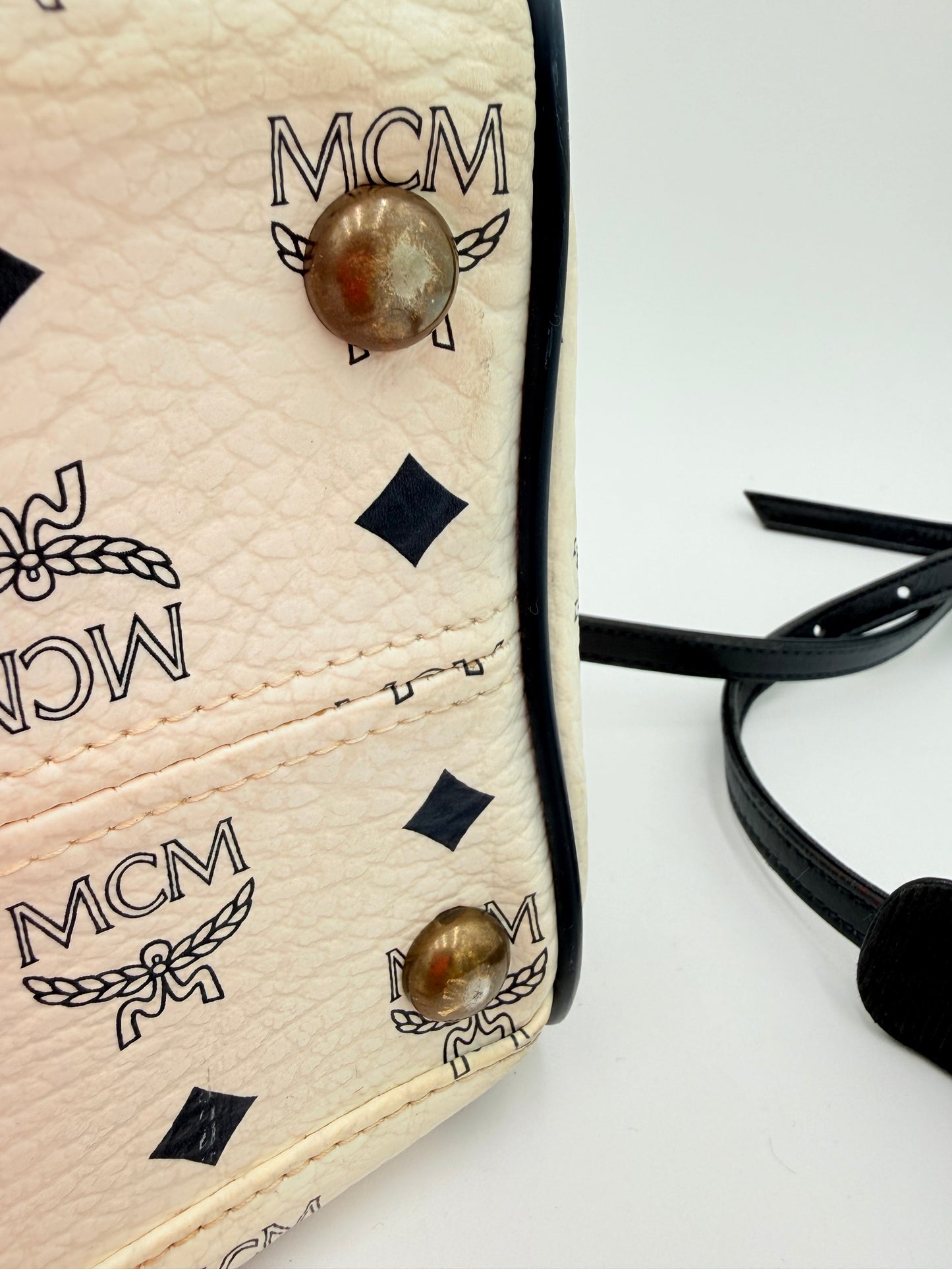 Handbag Luxury Designer By Mcm In White, Size:Medium