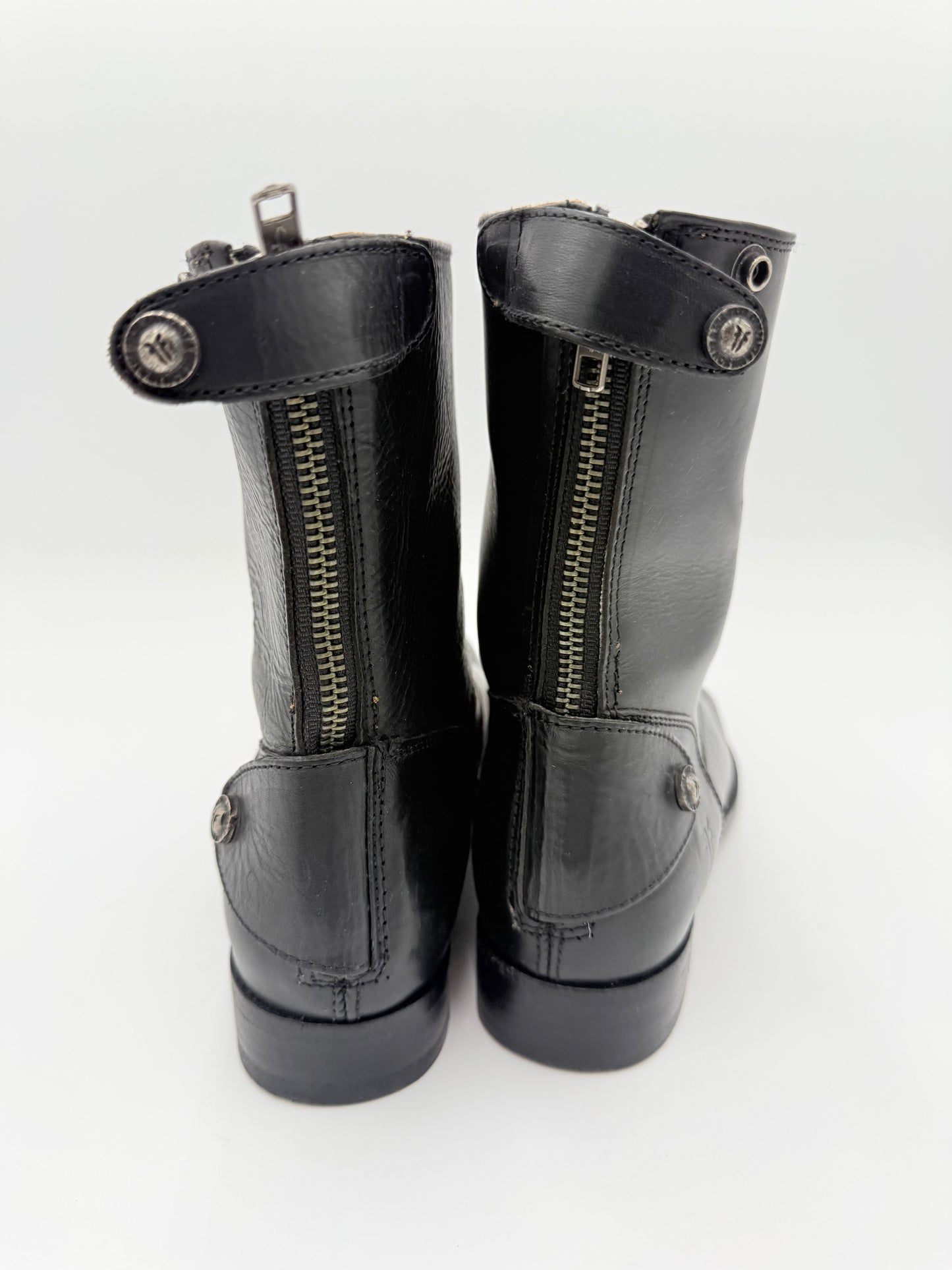Boots Designer By Frye In Black, Size: 9.5