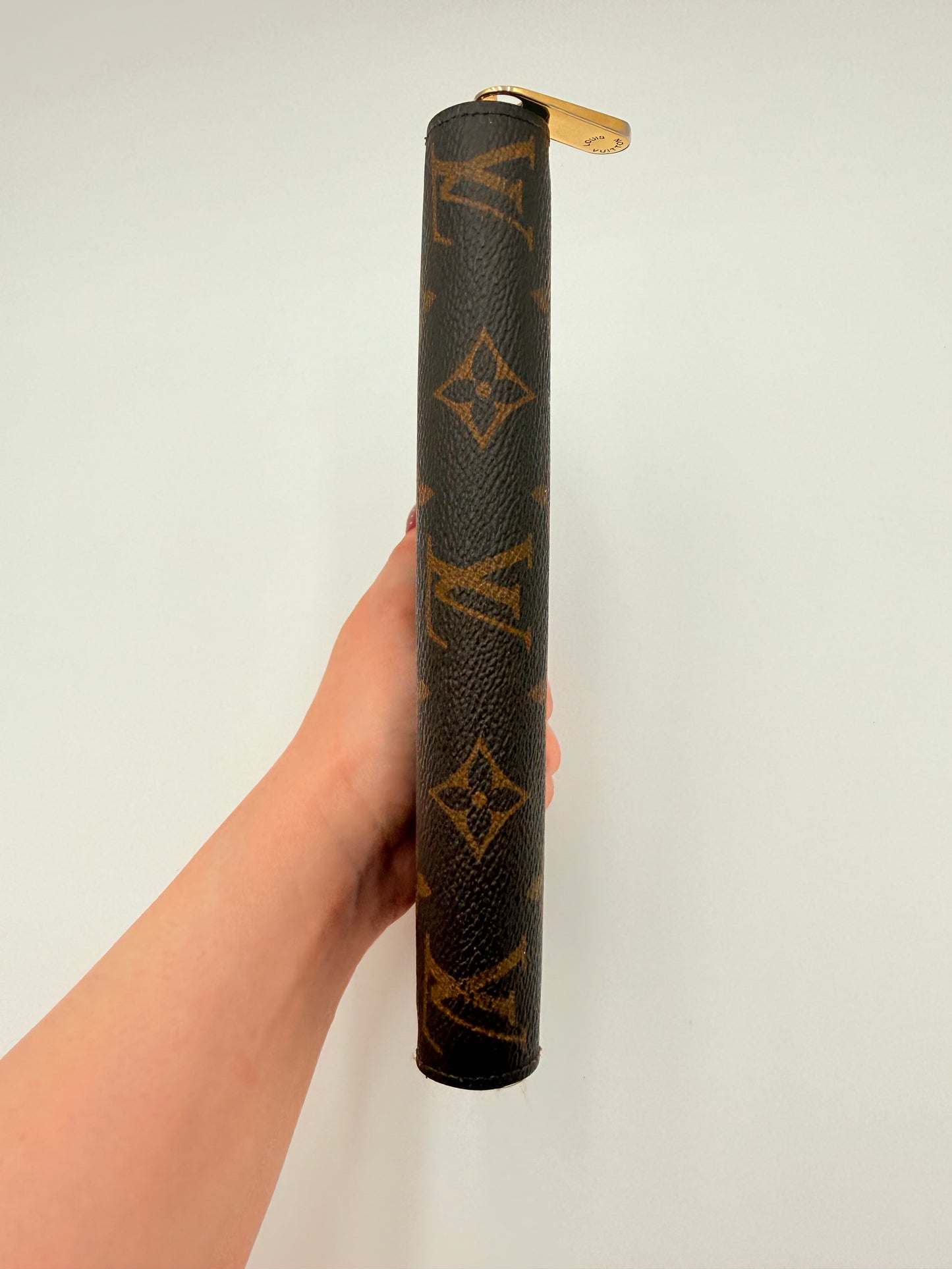 Wallet Luxury Designer By Louis Vuitton, Size: Large
