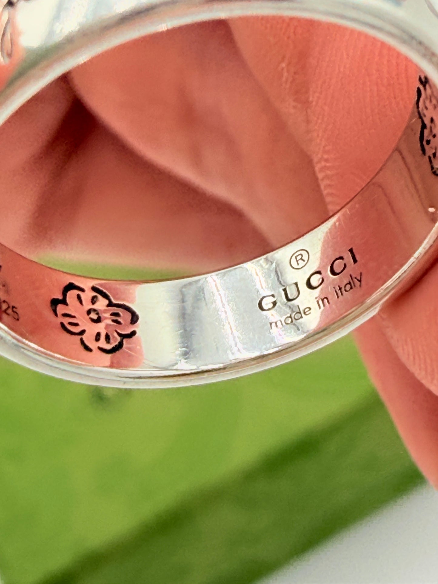 Ring Luxury Designer By Gucci, Size: 6.5