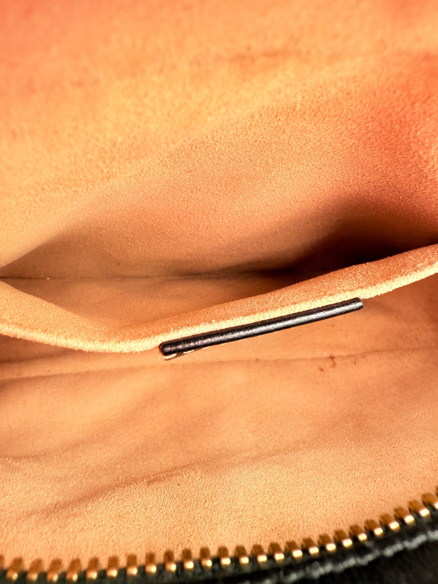 Crossbody Luxury Designer By Gucci In Tan, Size:Small