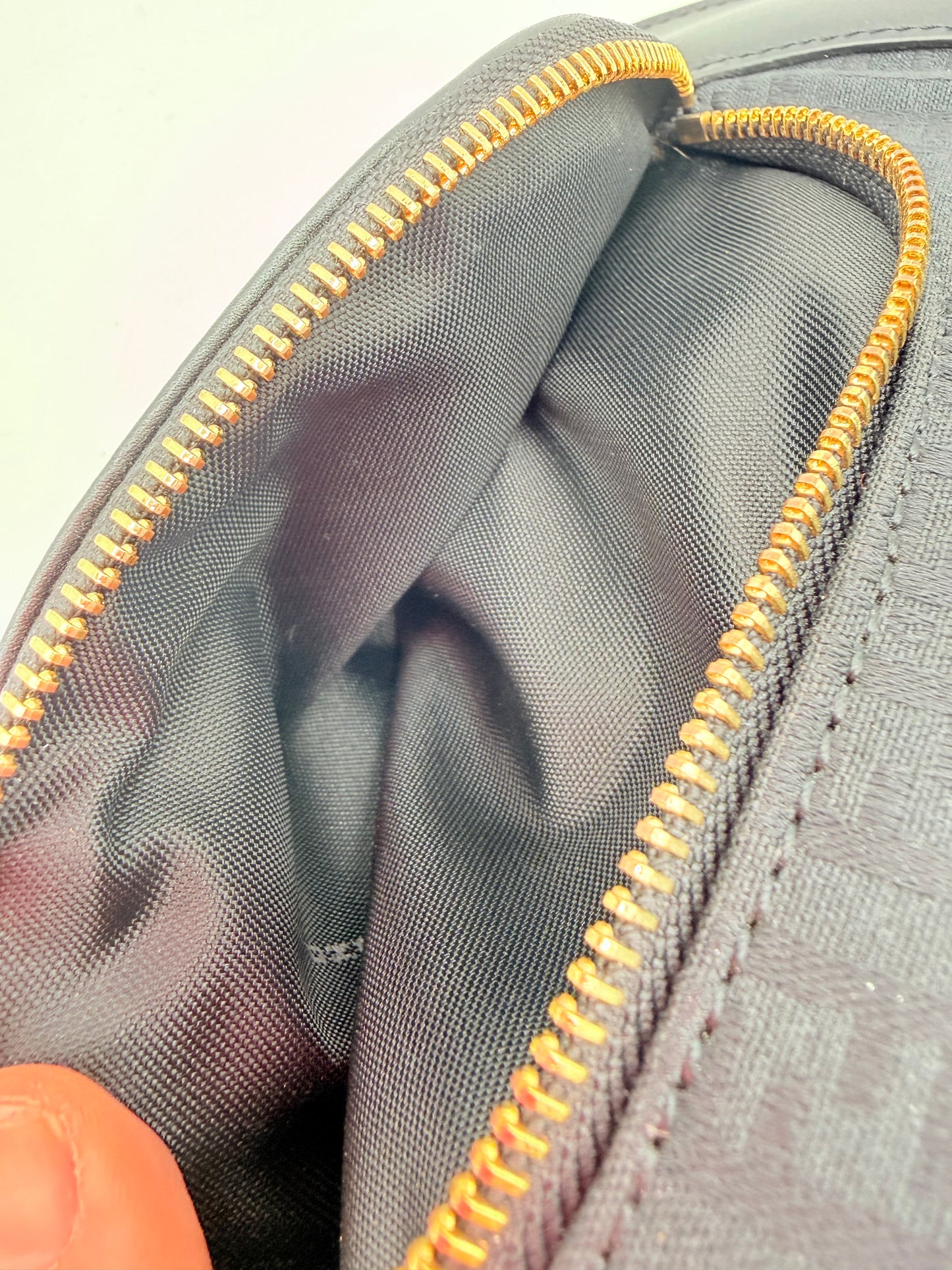 Handbag Luxury Designer By Fendi In Black, Size:Small