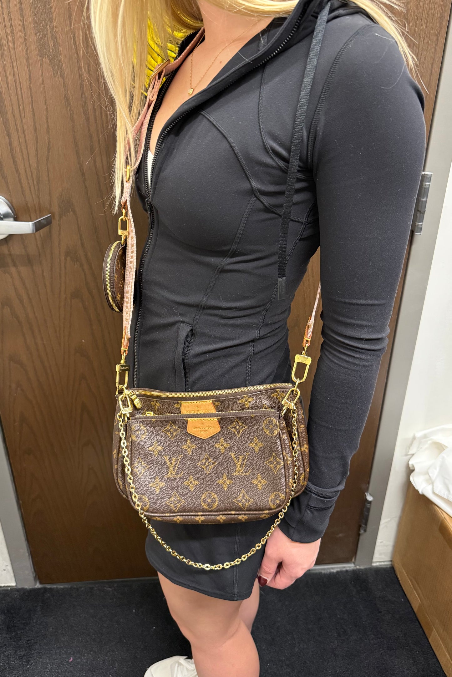 Crossbody Luxury Designer By Louis Vuitton In Brown & Pink, Size:Medium