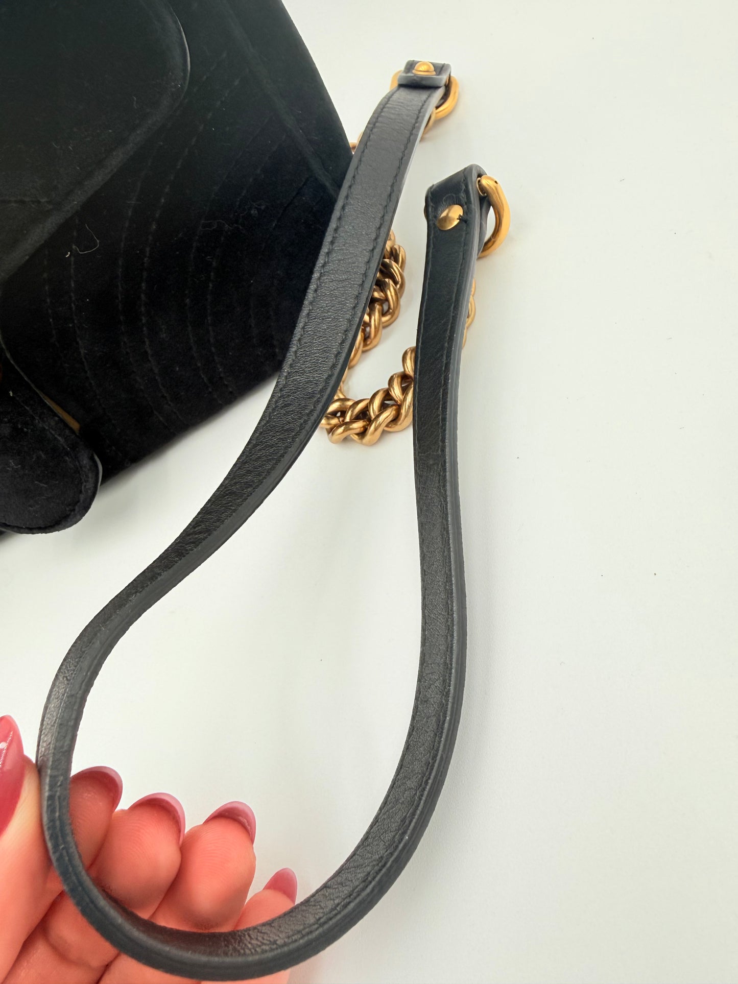 Crossbody Luxury Designer By Gucci In Black & Gold, Size:Small