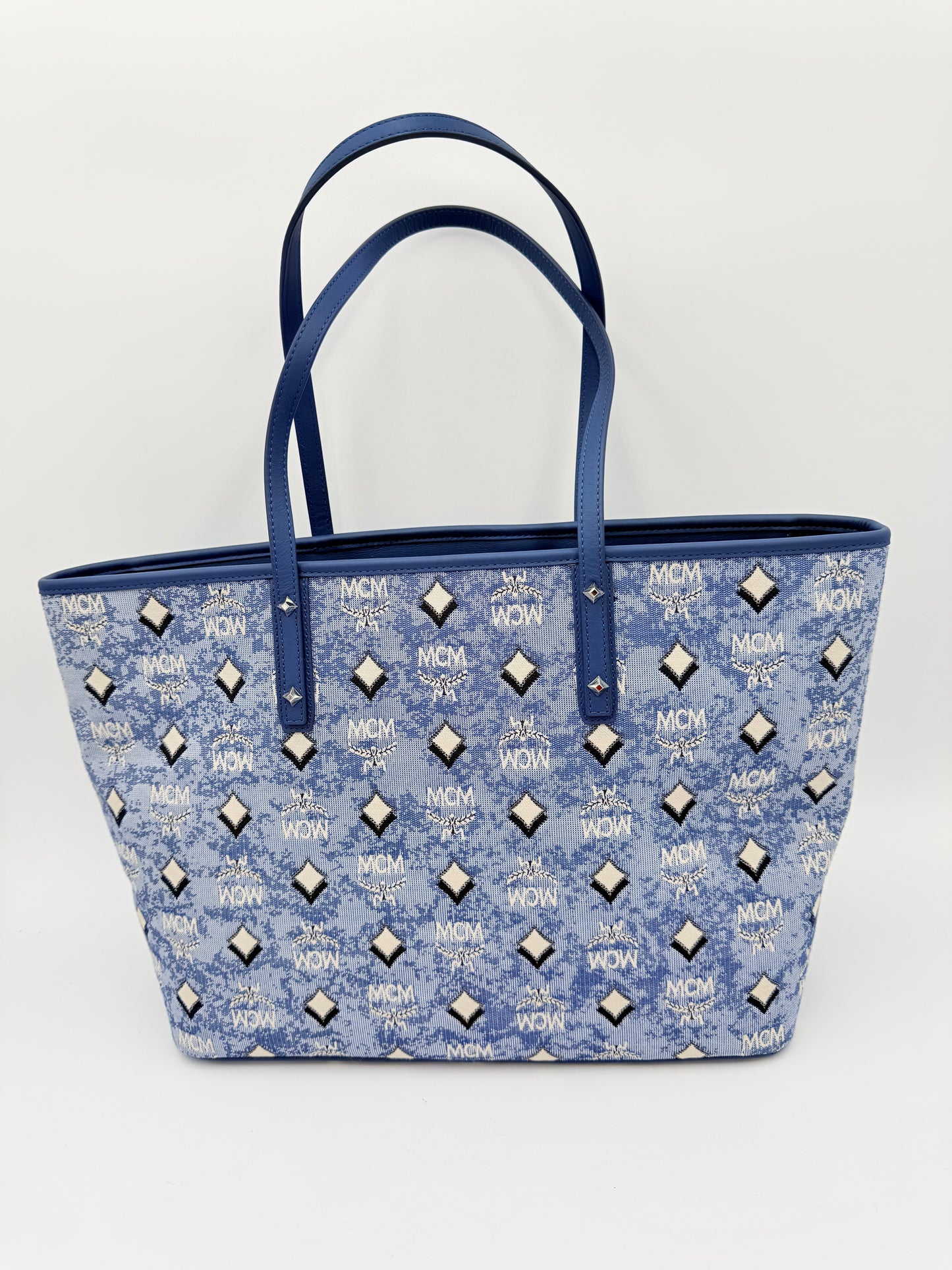 Handbag Luxury Designer By Mcm In Blue & White, Size:Large