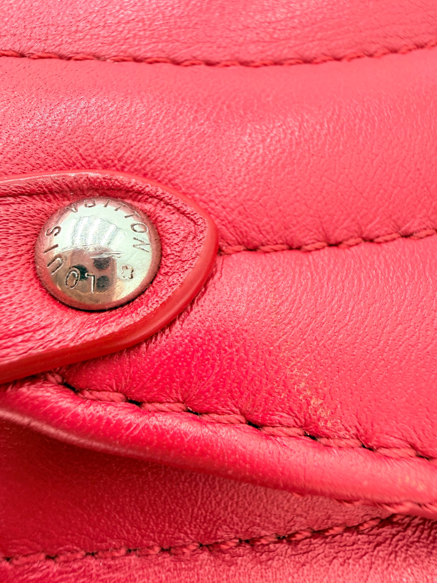 Handbag Luxury Designer By Louis Vuitton In Red, Size:Medium