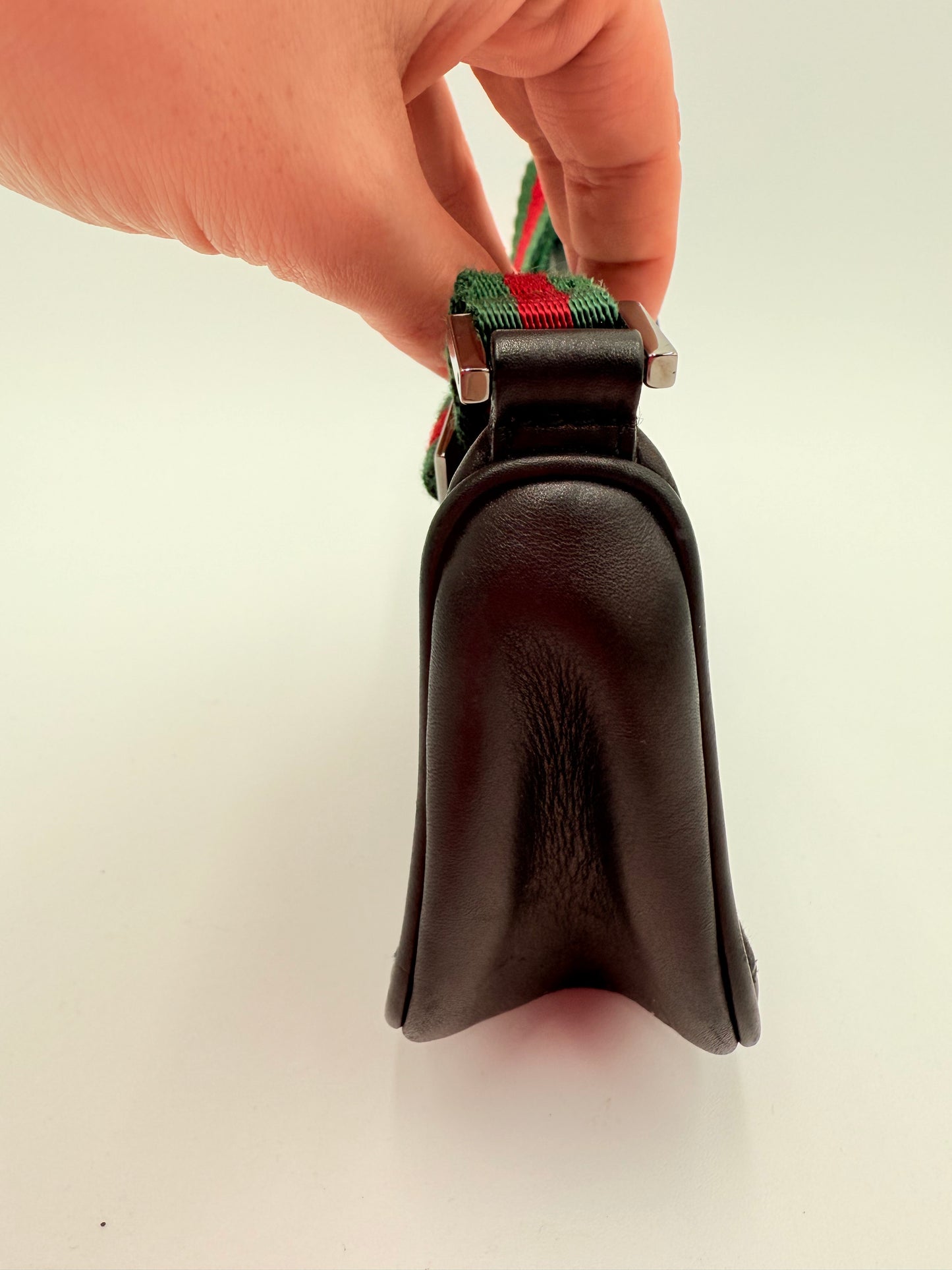 Handbag Luxury Designer By Gucci In Black, Size:Small