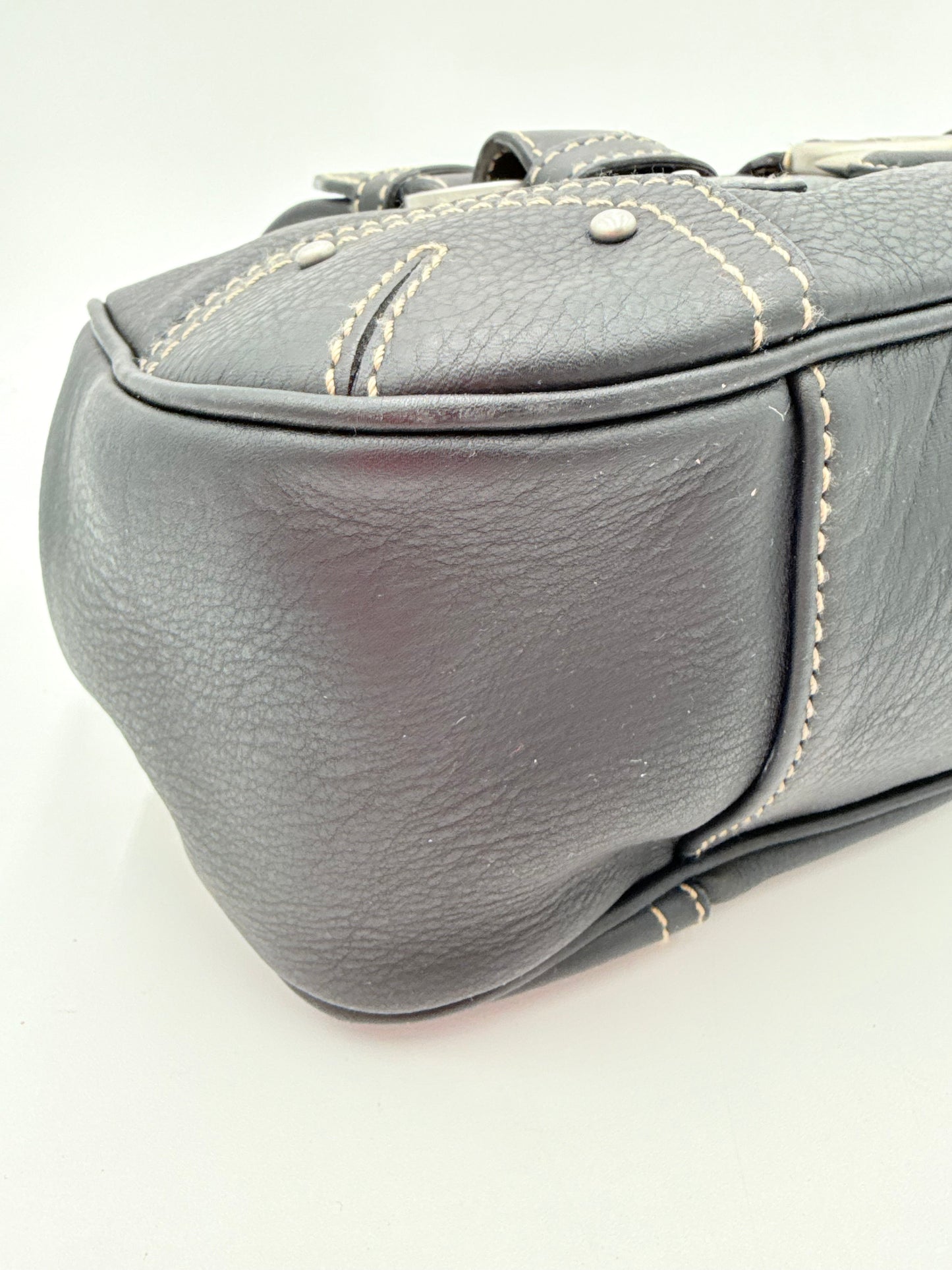 Handbag Leather By Bally, Size: Large