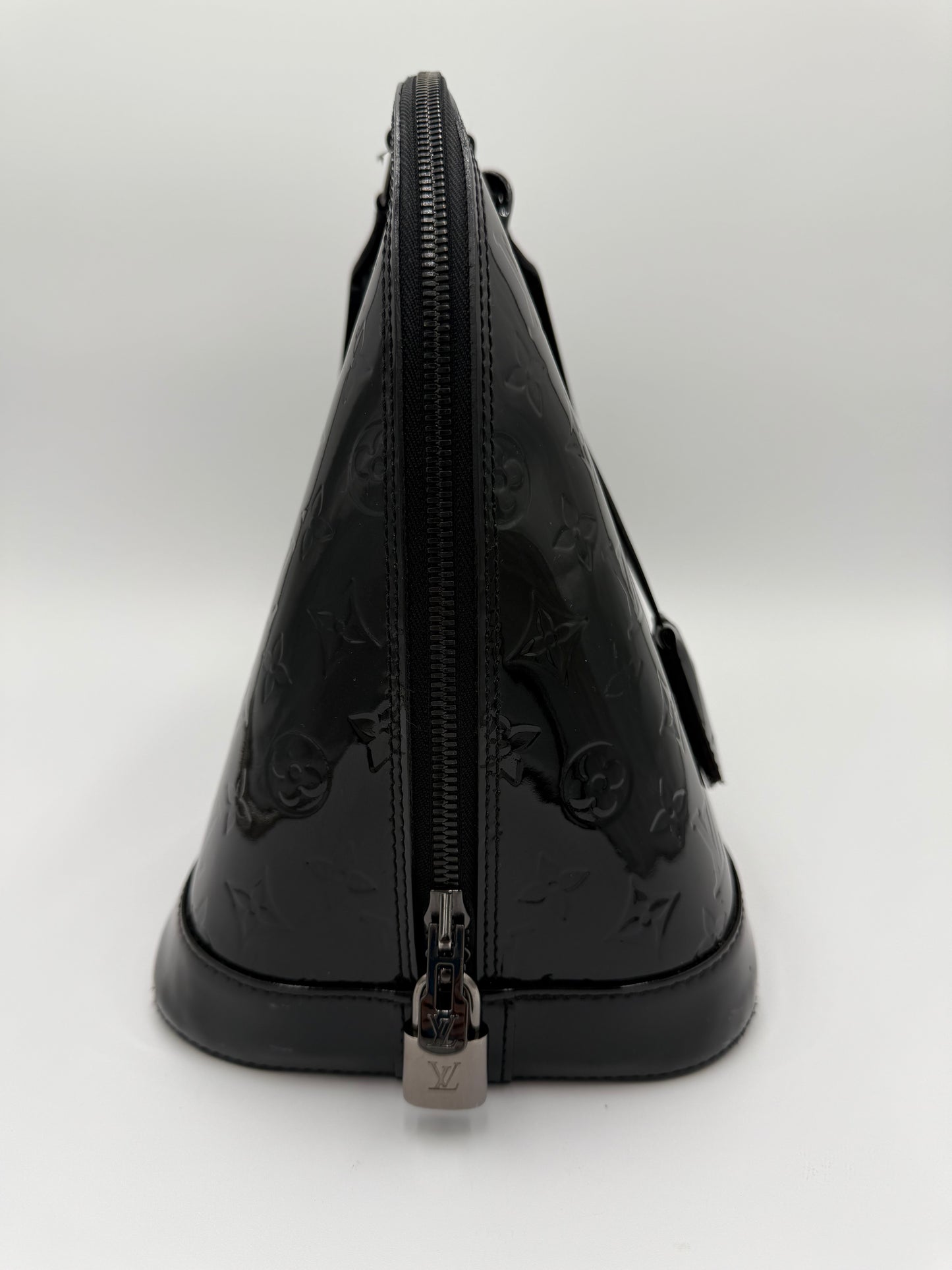 Handbag Luxury Designer By Louis Vuitton In Black, Size:Large