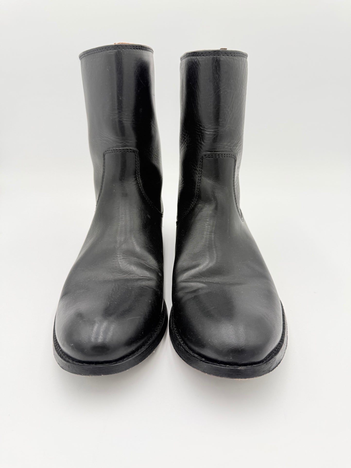 Boots Designer By Frye In Black, Size: 9.5