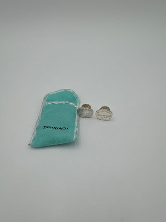 Accessory Luxury Designer Label By Tiffany And Company In Silver