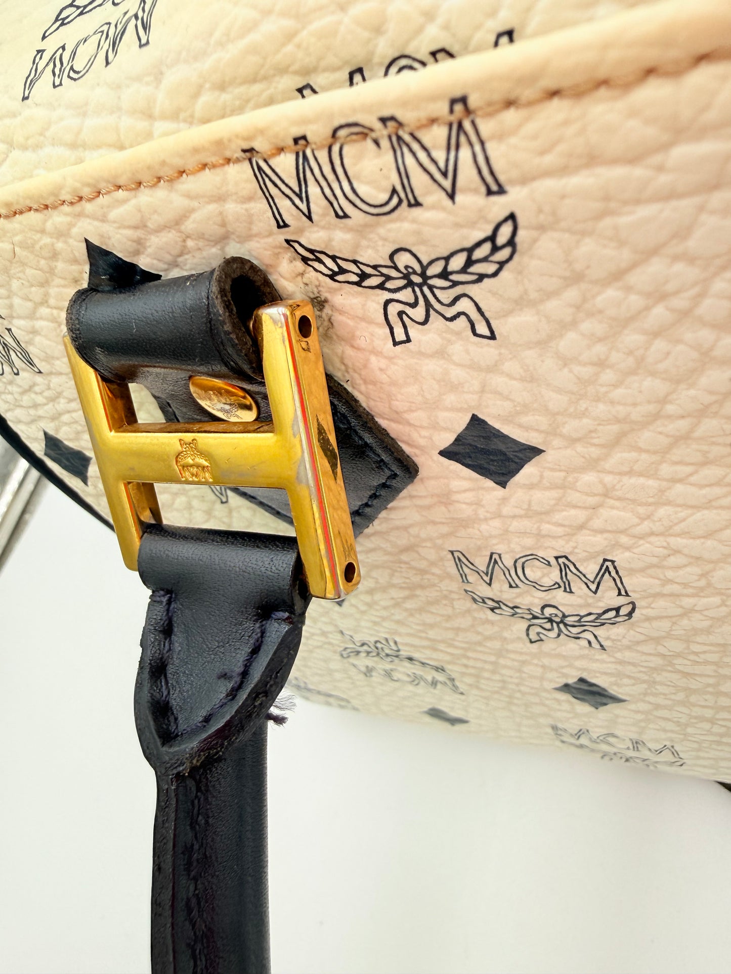 Handbag Luxury Designer By Mcm In White, Size:Medium
