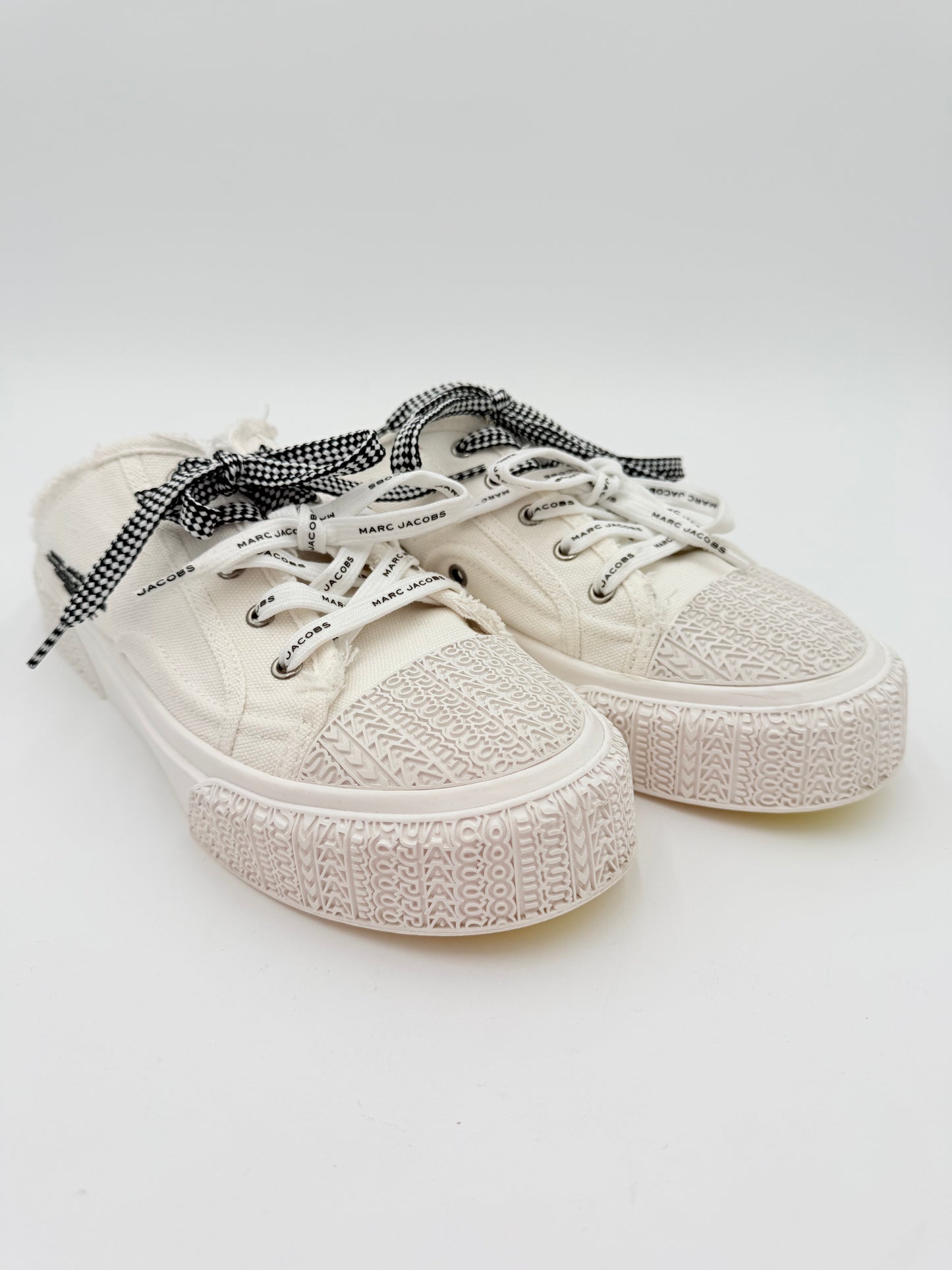 Shoes Luxury Designer By Marc Jacobs In White, Size:10