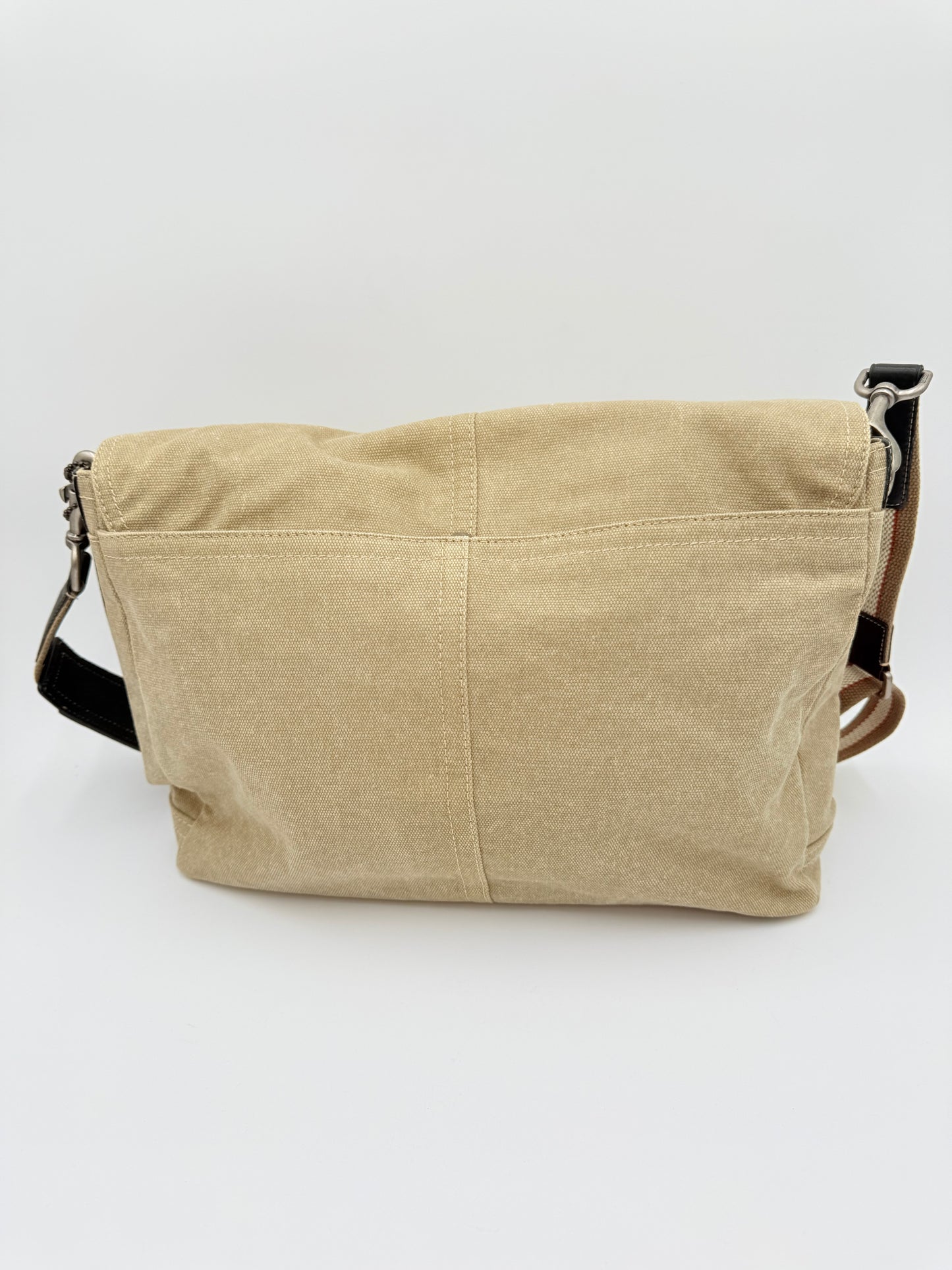 Handbag Designer By Coach, Size: Large