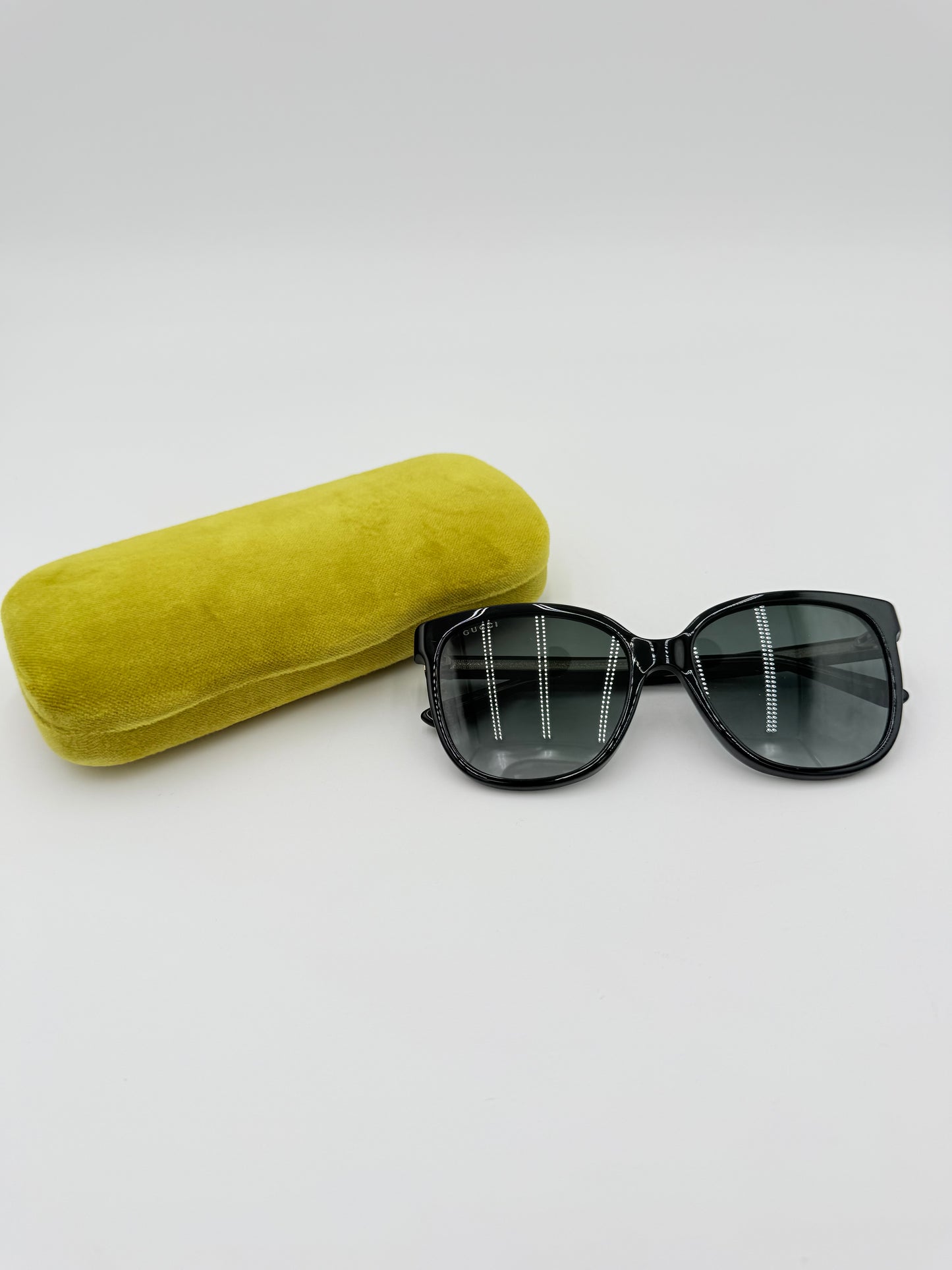 Sunglasses Luxury Designer By Gucci In Black, Size: