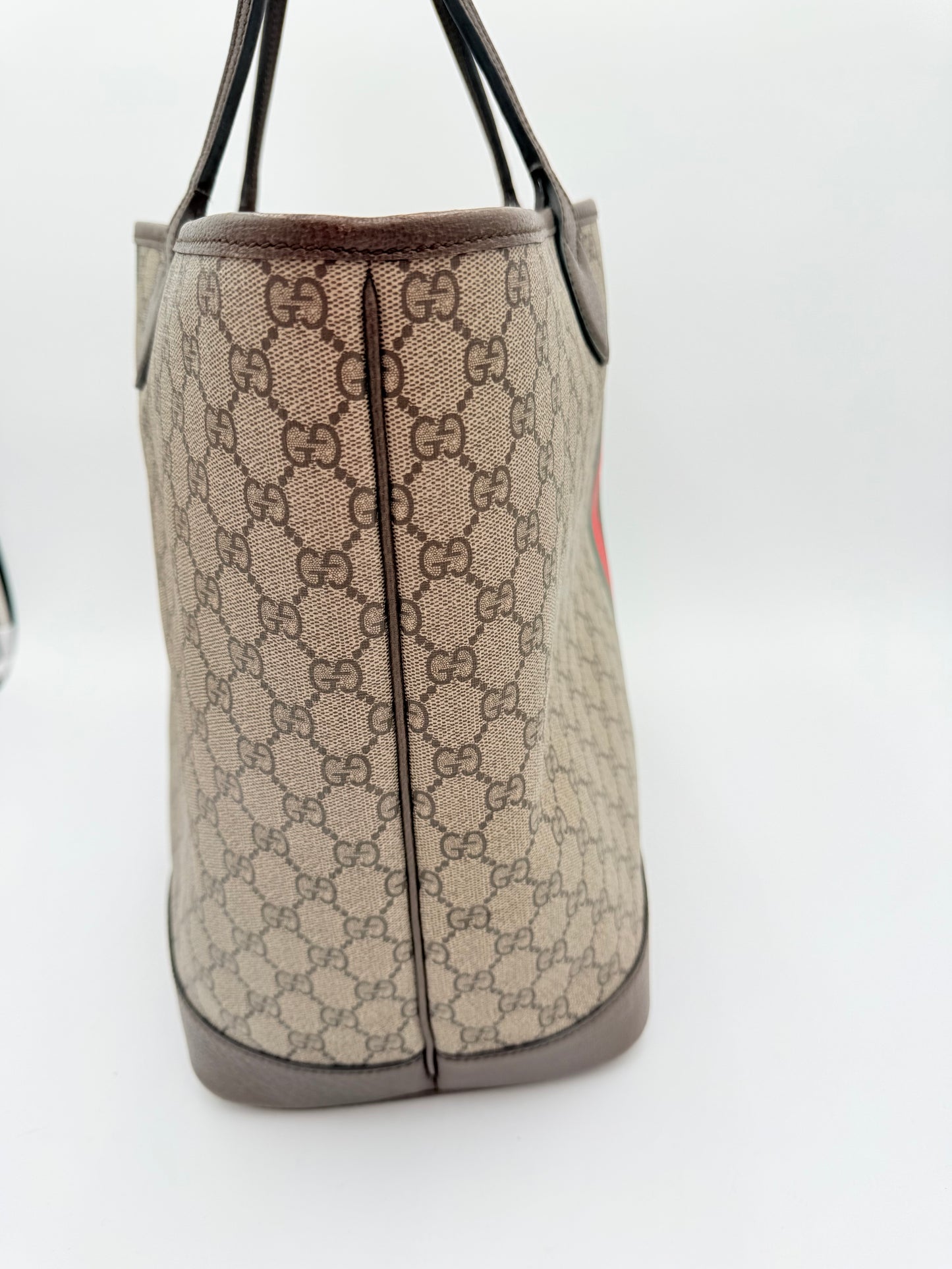 Handbag Luxury Designer By Gucci In Beige, Size:Large