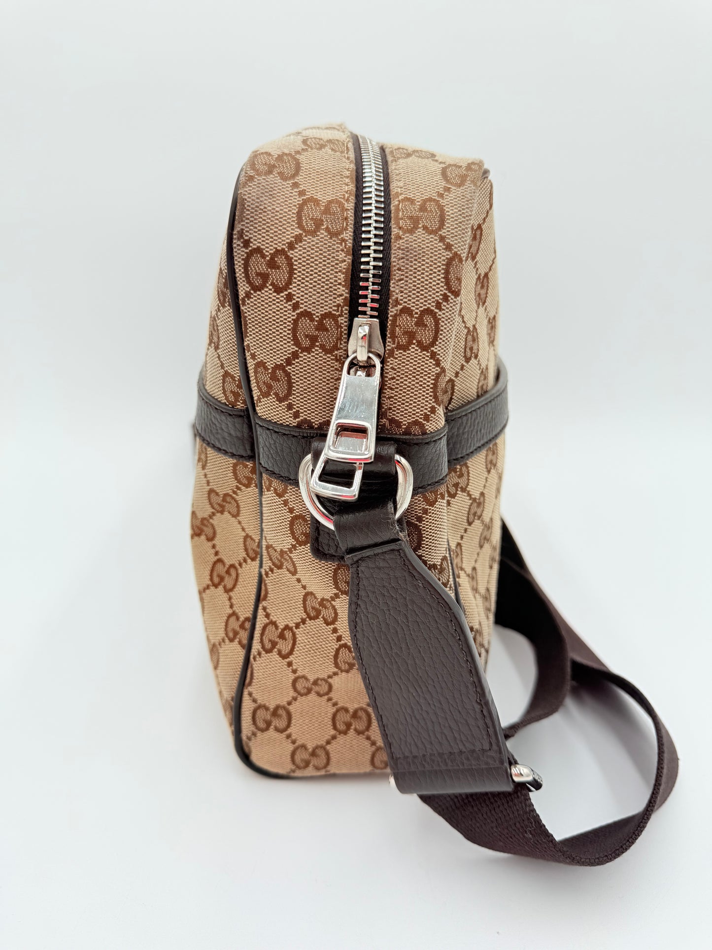 Crossbody Luxury Designer By Gucci In Tan, Size:Medium