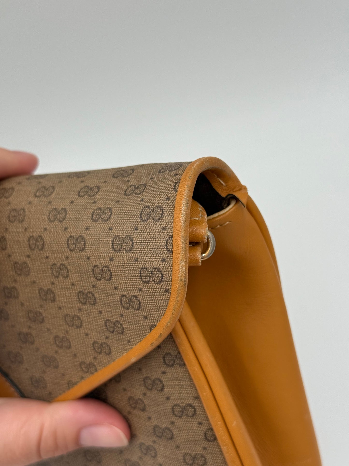 Crossbody Luxury Designer By Gucci In Brown & Tan, Size:Medium