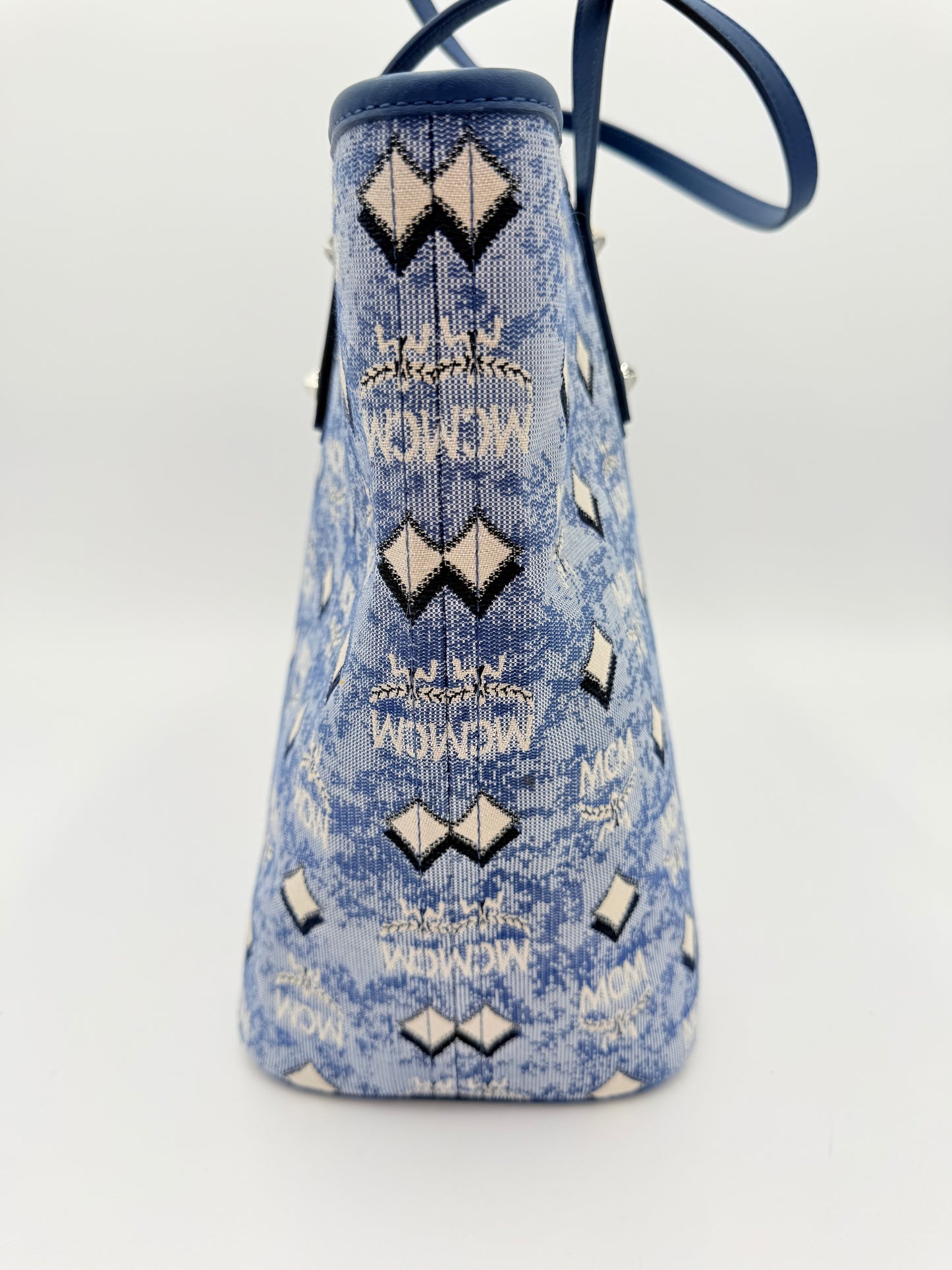 Handbag Luxury Designer By Mcm In Blue & White, Size:Large