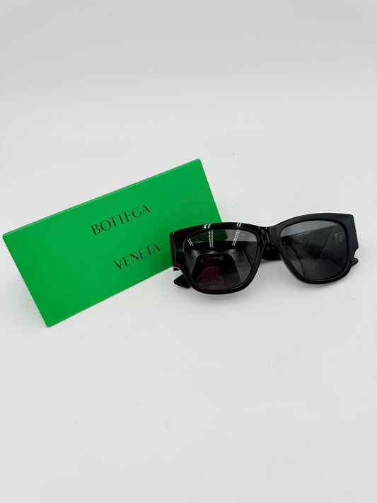 Sunglasses Luxury Designer By Bottega Veneta In Black
