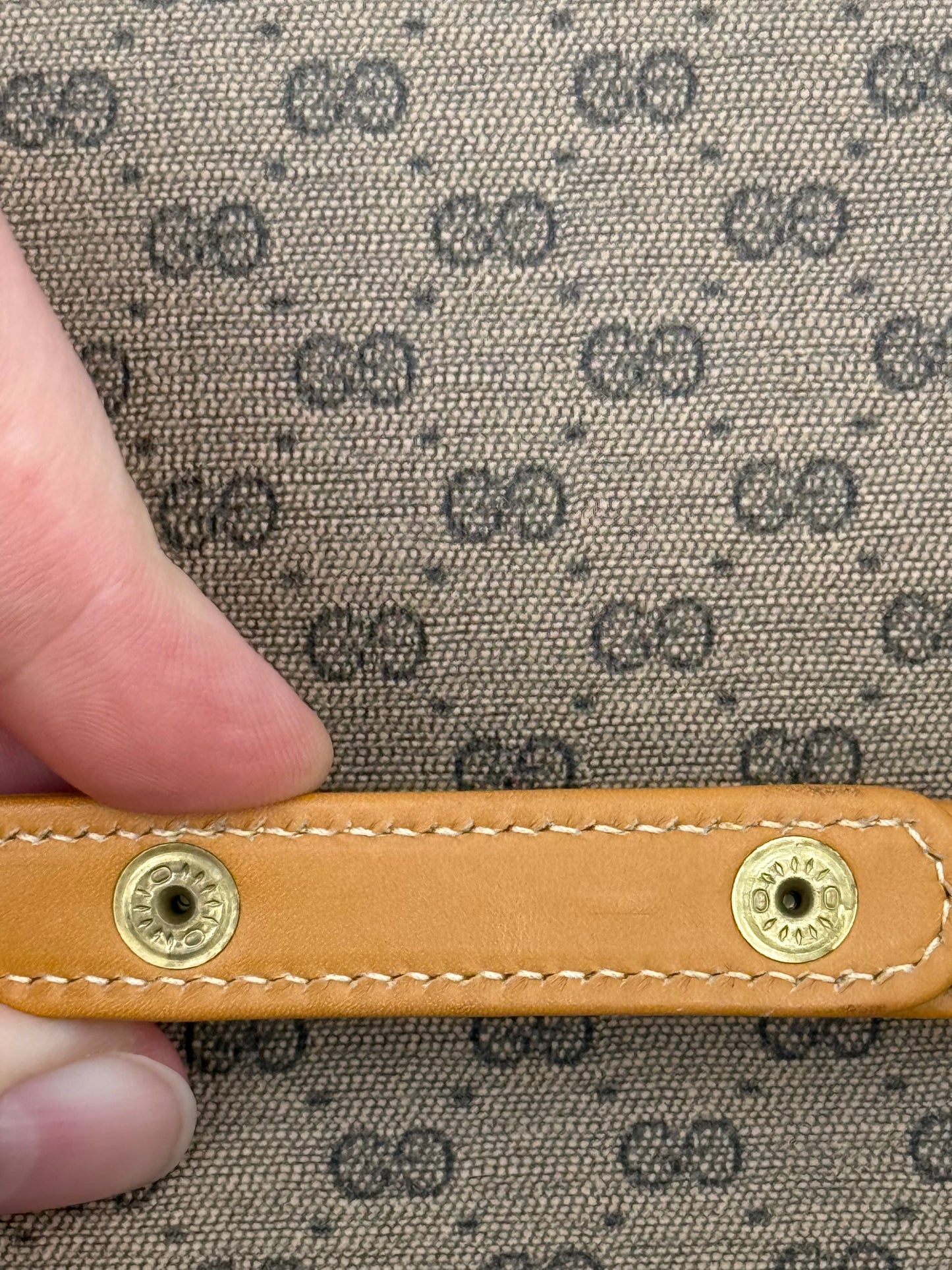 Crossbody Luxury Designer By Gucci In Brown & Tan, Size:Medium
