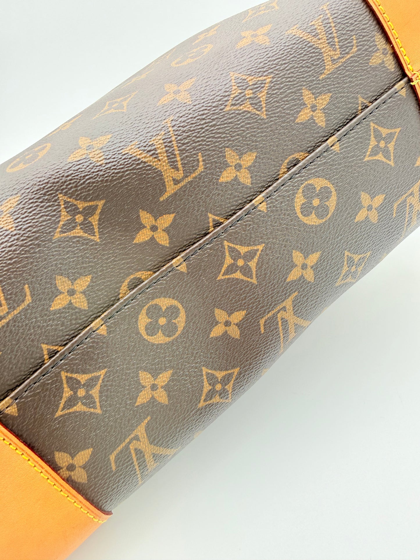 Handbag Luxury Designer By Louis Vuitton In Brown, Size:Medium