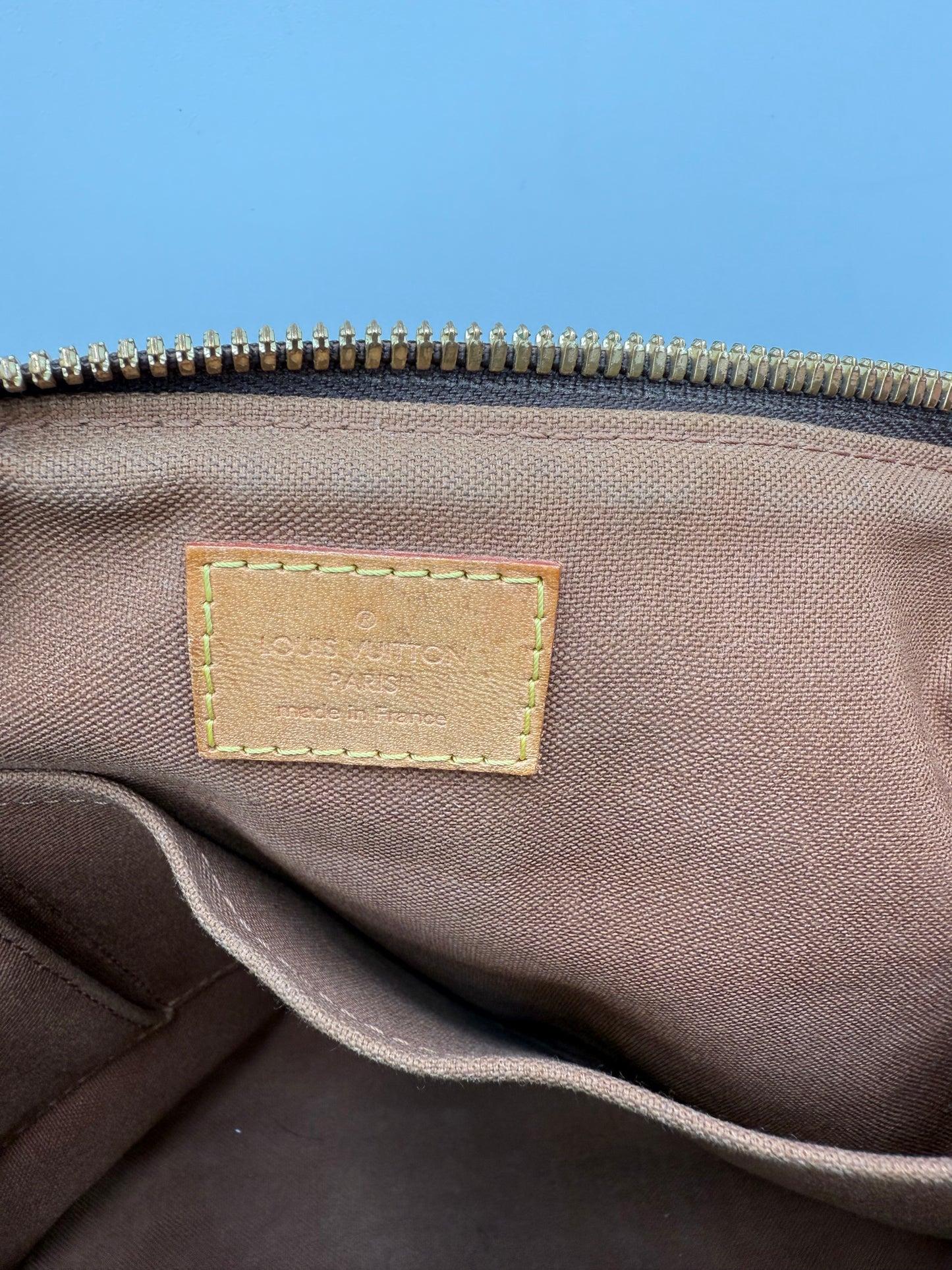 Handbag Luxury Designer By Louis Vuitton In Brown, Size:Medium