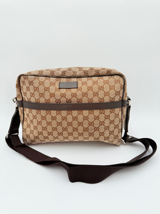 Crossbody Luxury Designer By Gucci In Tan, Size:Medium