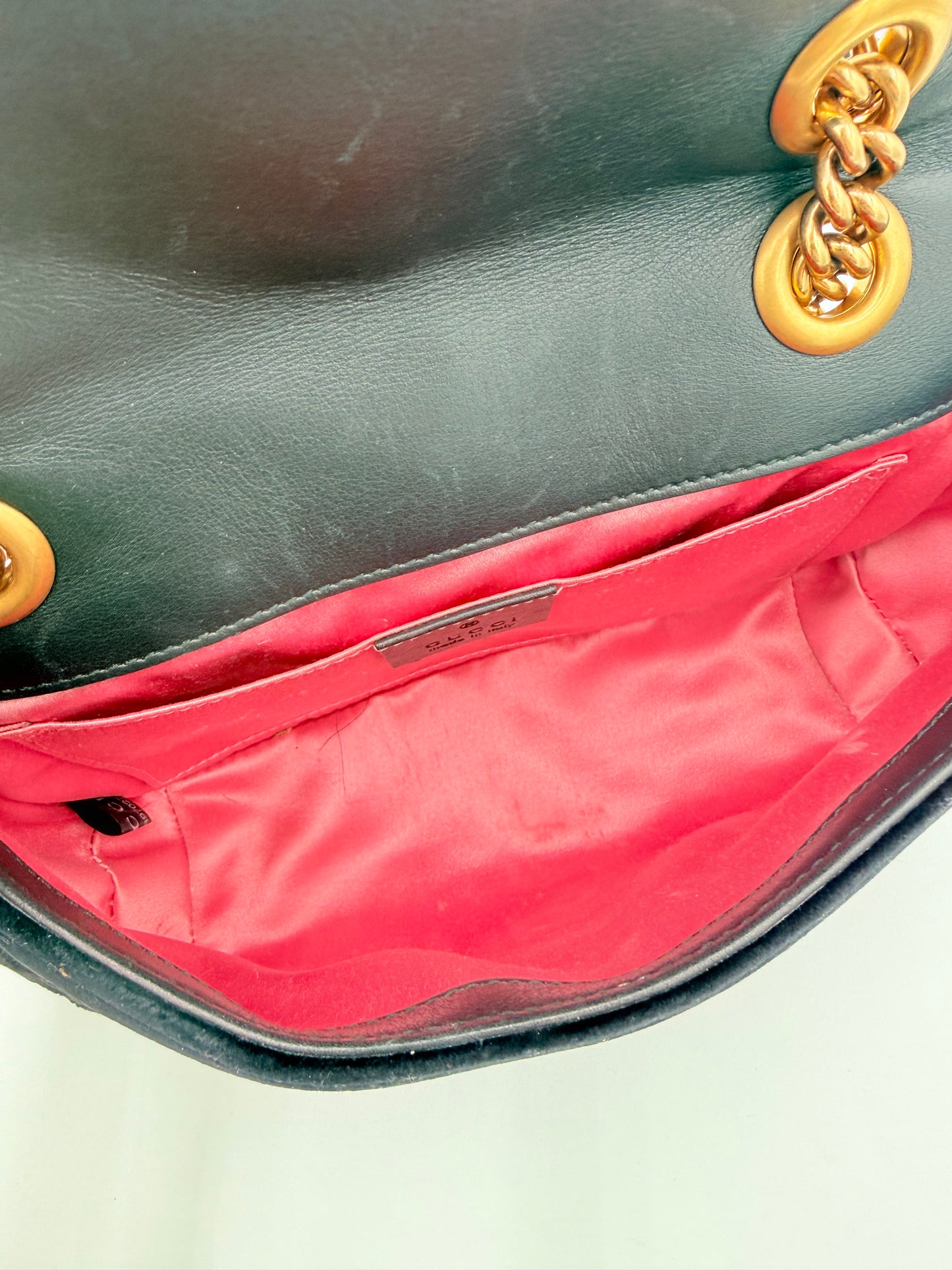 Crossbody Luxury Designer By Gucci In Black & Gold, Size:Small
