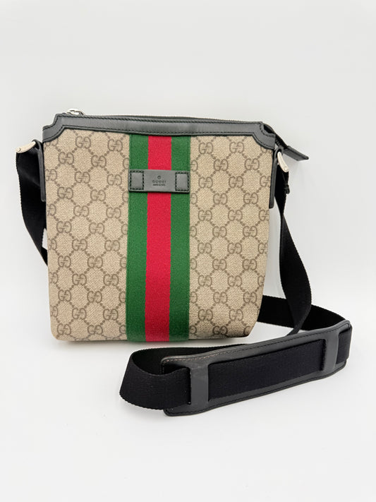 Crossbody Luxury Designer By Gucci In Tan, Size:Medium