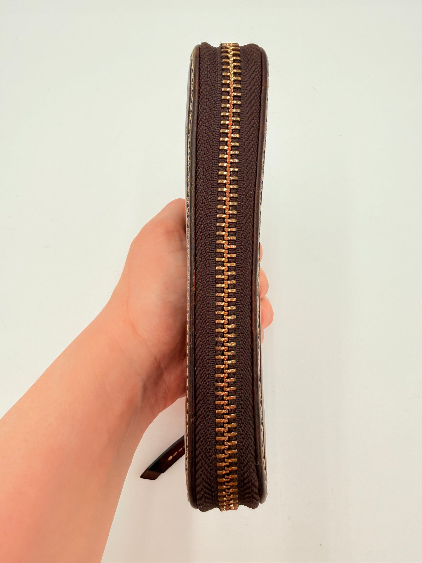 Wallet Designer By Dooney And Bourke, Size: Small