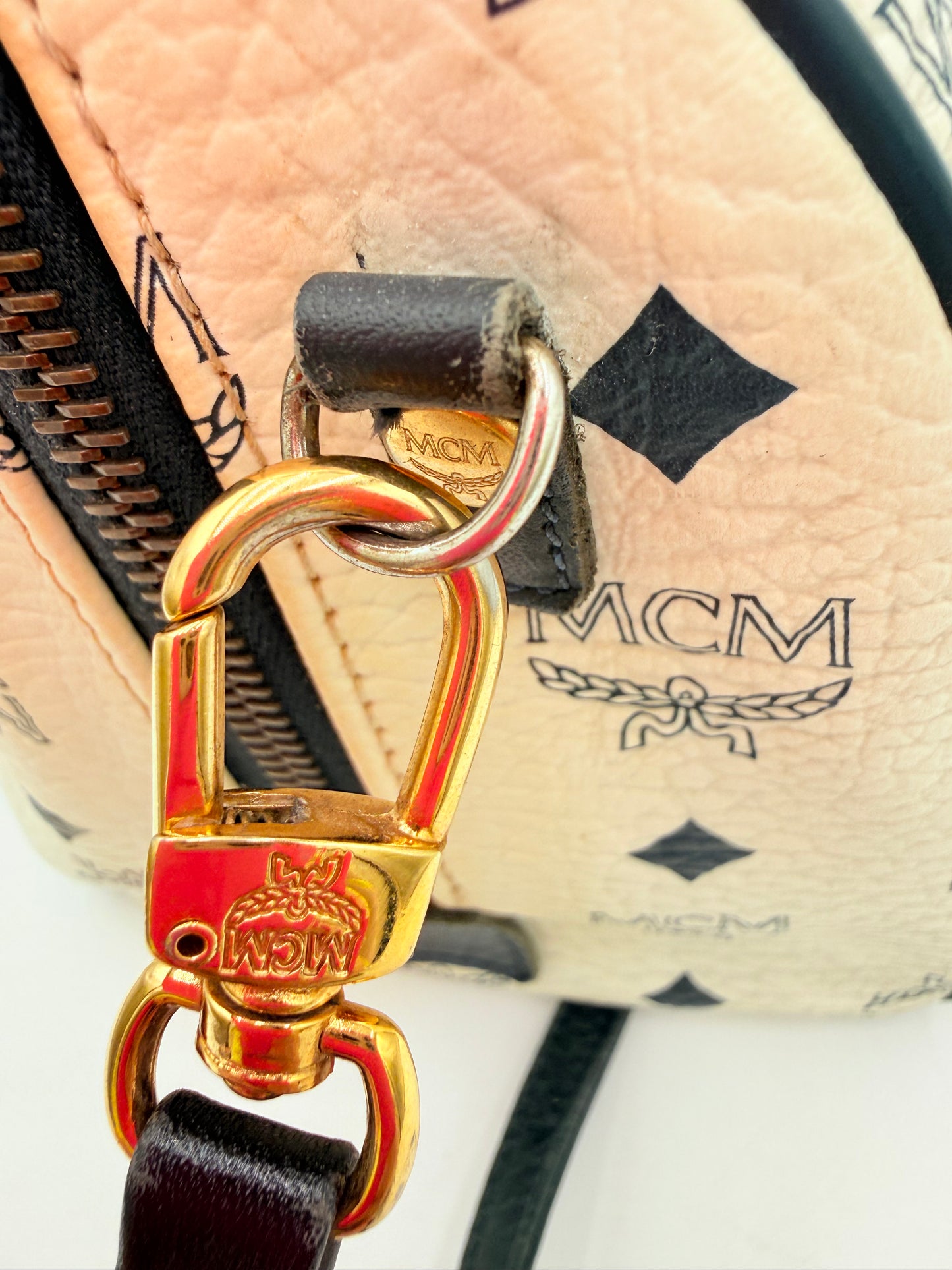 Handbag Luxury Designer By Mcm In White, Size:Medium