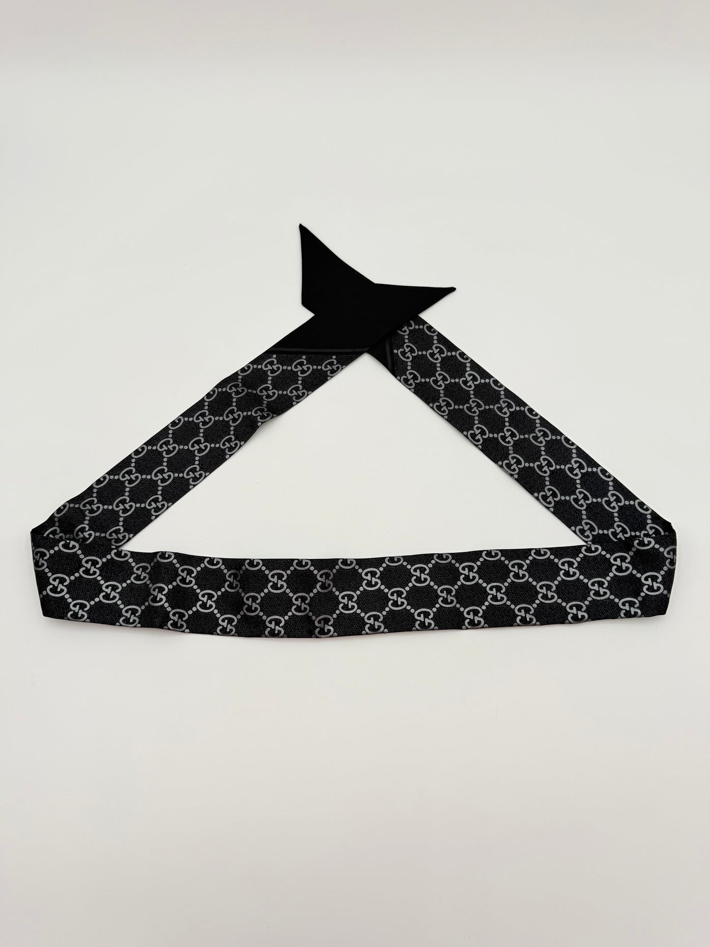 Scarf Luxury Designer By Gucci In Grey & Silver