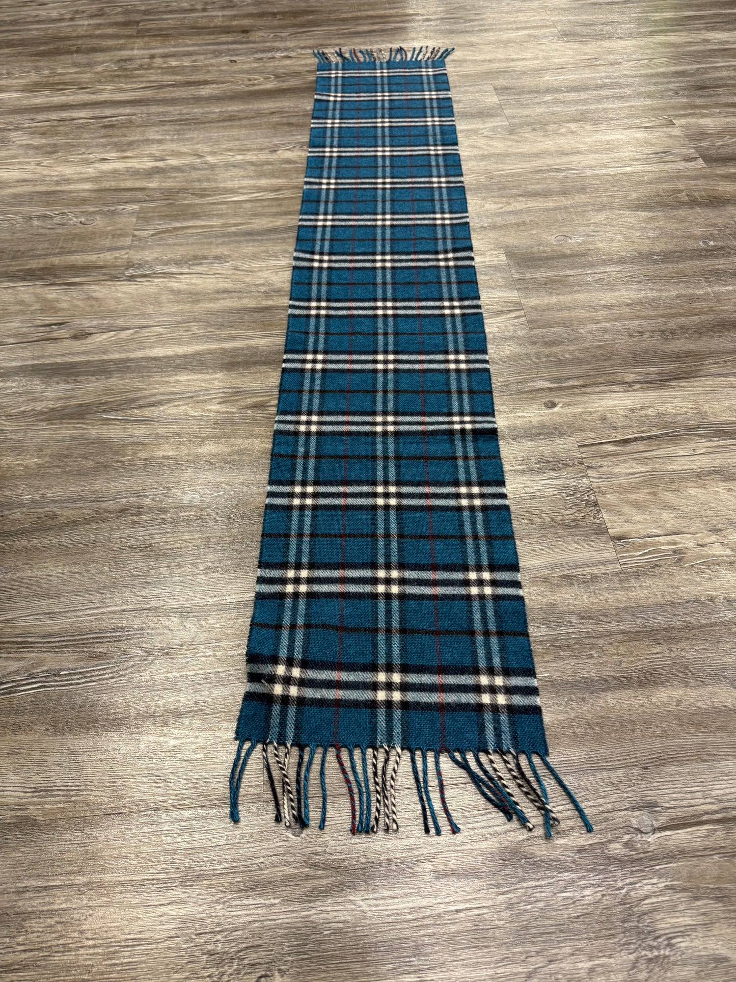 Scarf Luxury Designer By Burberry In Plaid Pattern