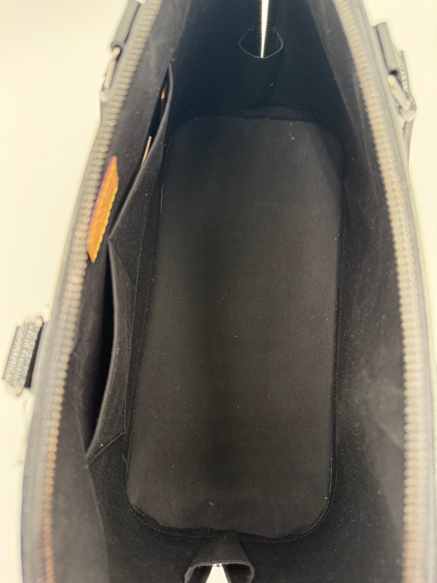 Handbag Luxury Designer By Louis Vuitton In Black, Size:Large